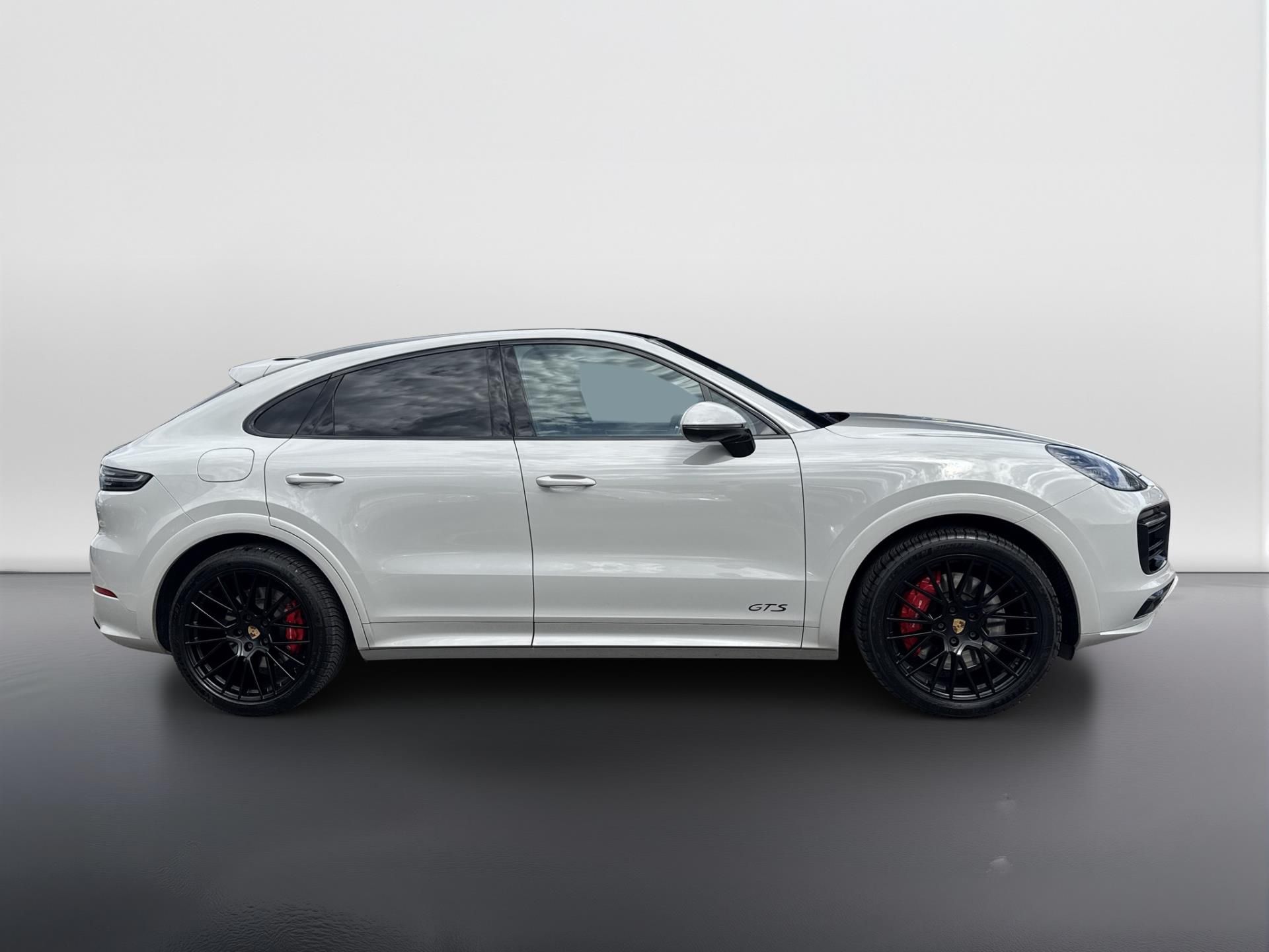 Porsche Cayenne, GTS - fotka 6