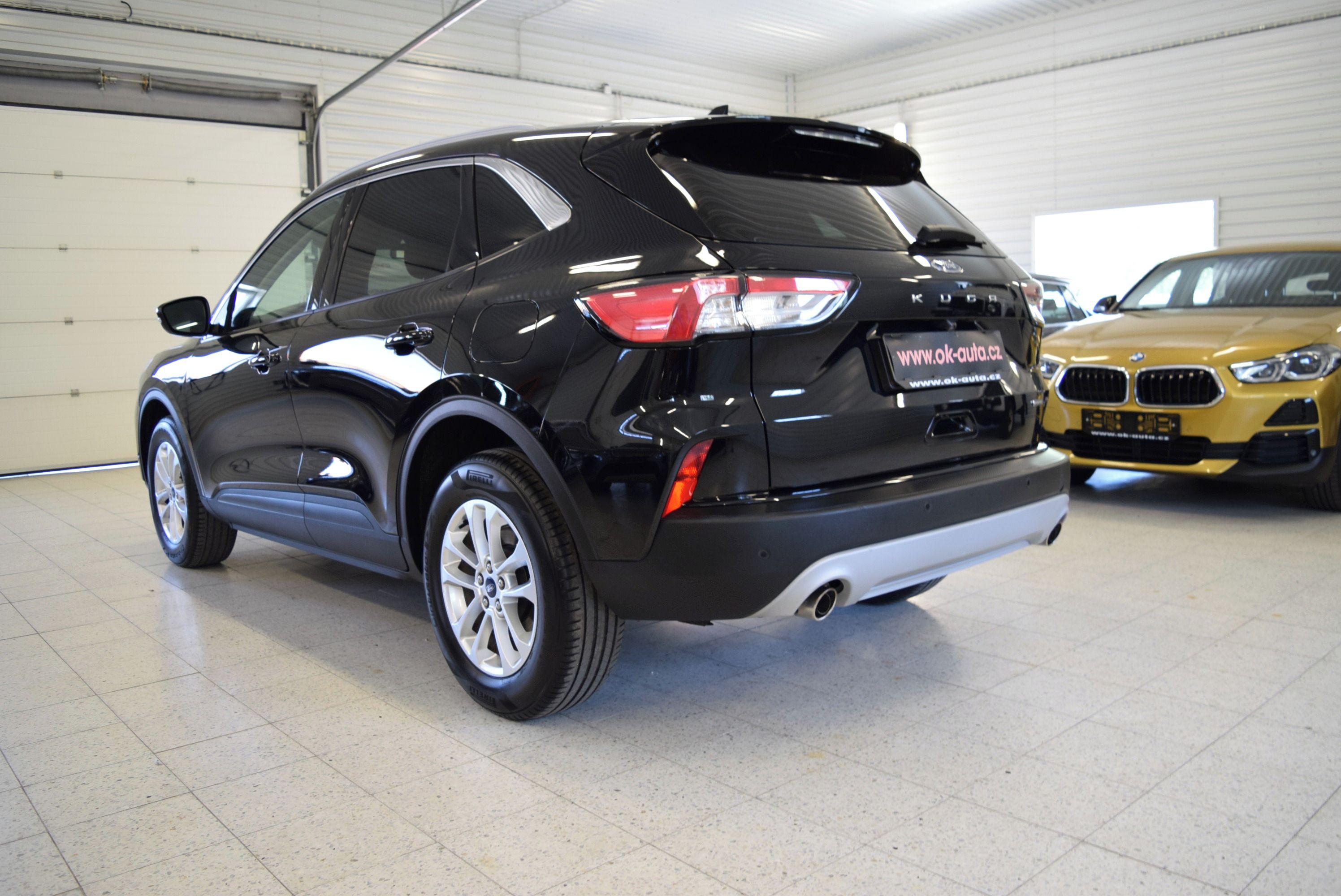 Ford Kuga, 2.5 HYBRID TITANIUM 2023-DPH - fotka 3