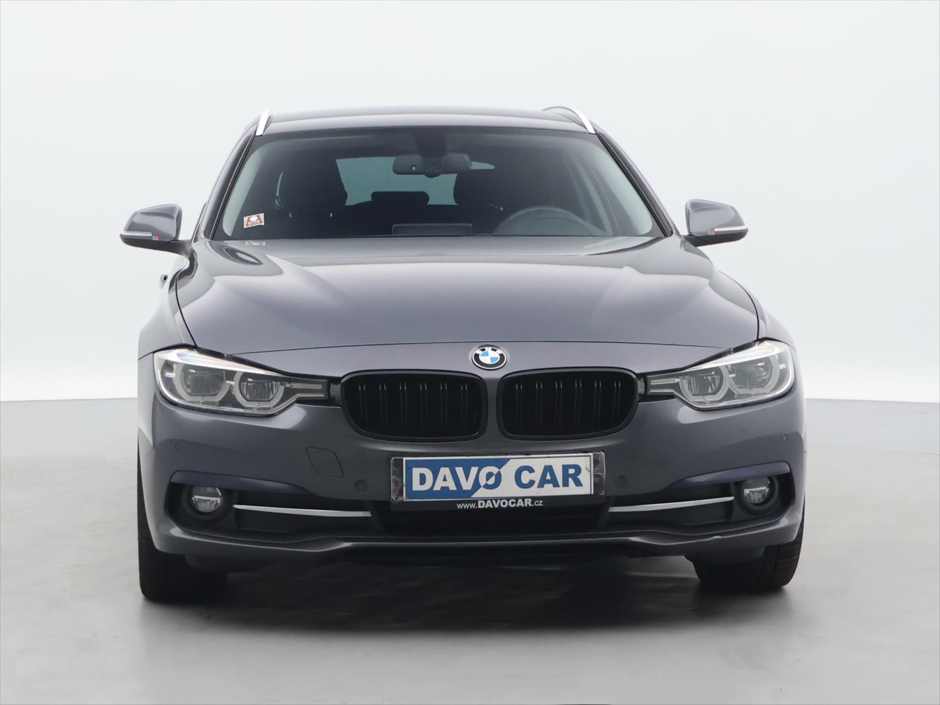 BMW Řada 3, 2,0 320d xDrive 140kW Sport - fotka 2