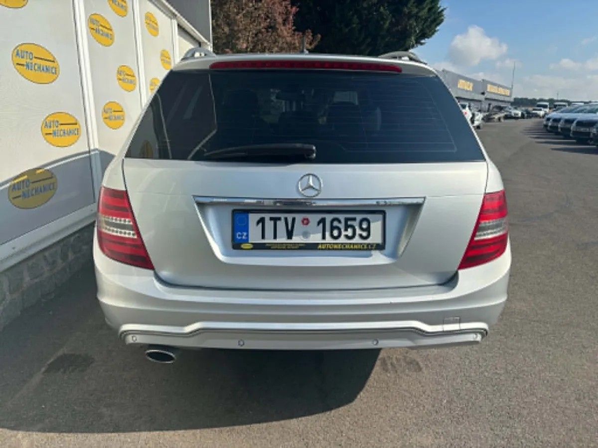 Mercedes-Benz Třídy C, 2.2  C250 CDI 4MATIC, w204 4X4 - fotka 5