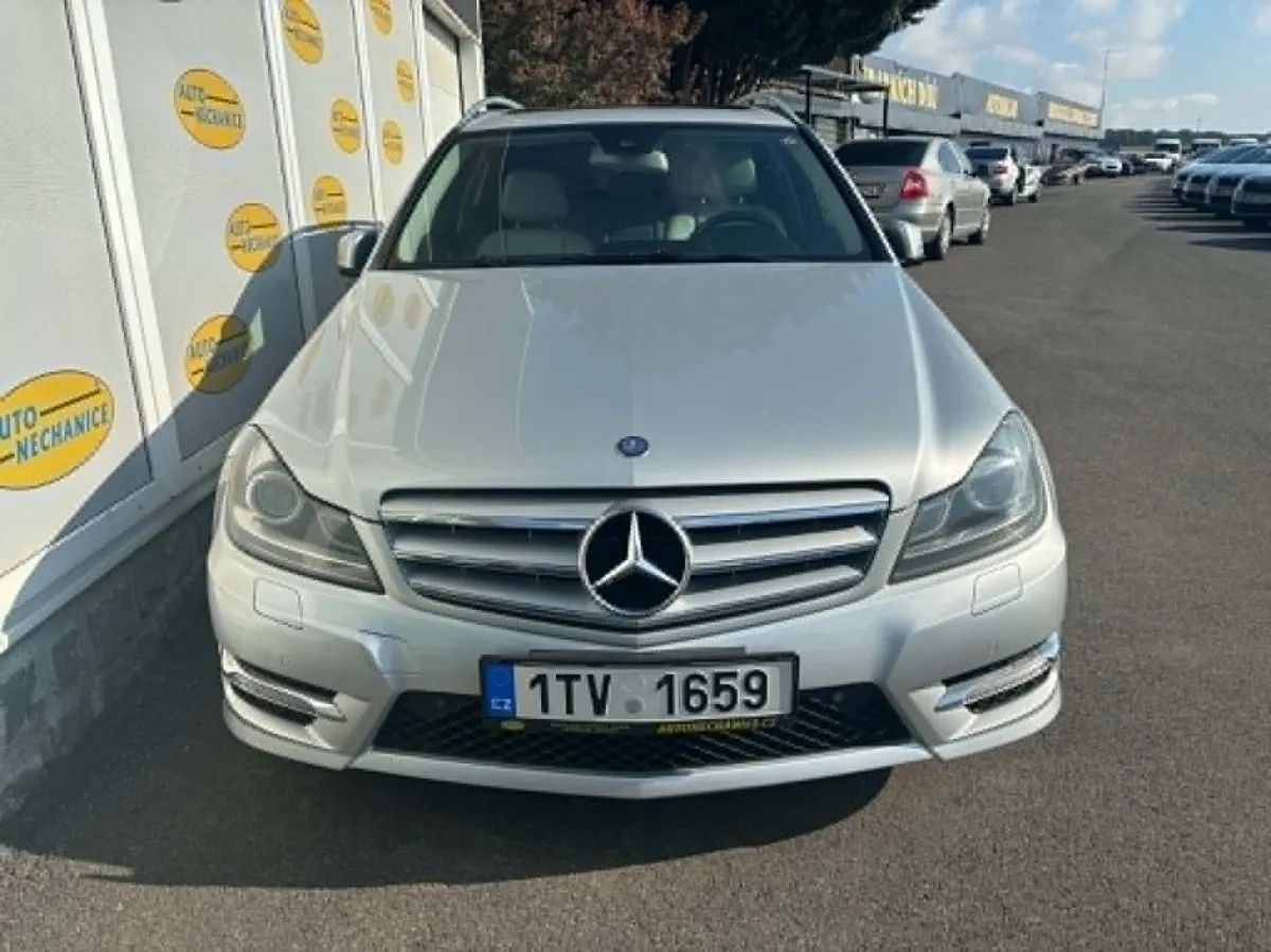 Mercedes-Benz Třídy C, 2.2  C250 CDI 4MATIC, w204 4X4 - fotka 2