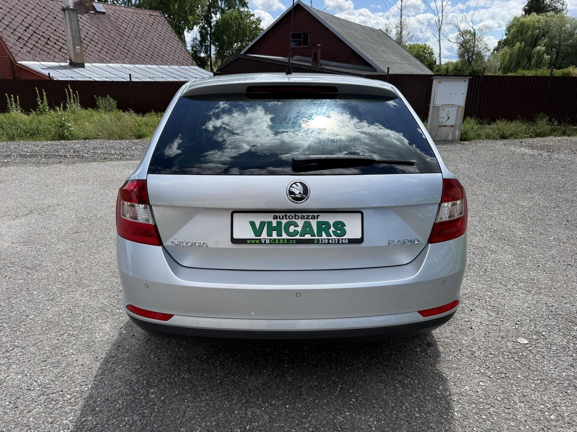 Škoda Rapid, 1,6TDI Aut. klimatizace - fotka 6