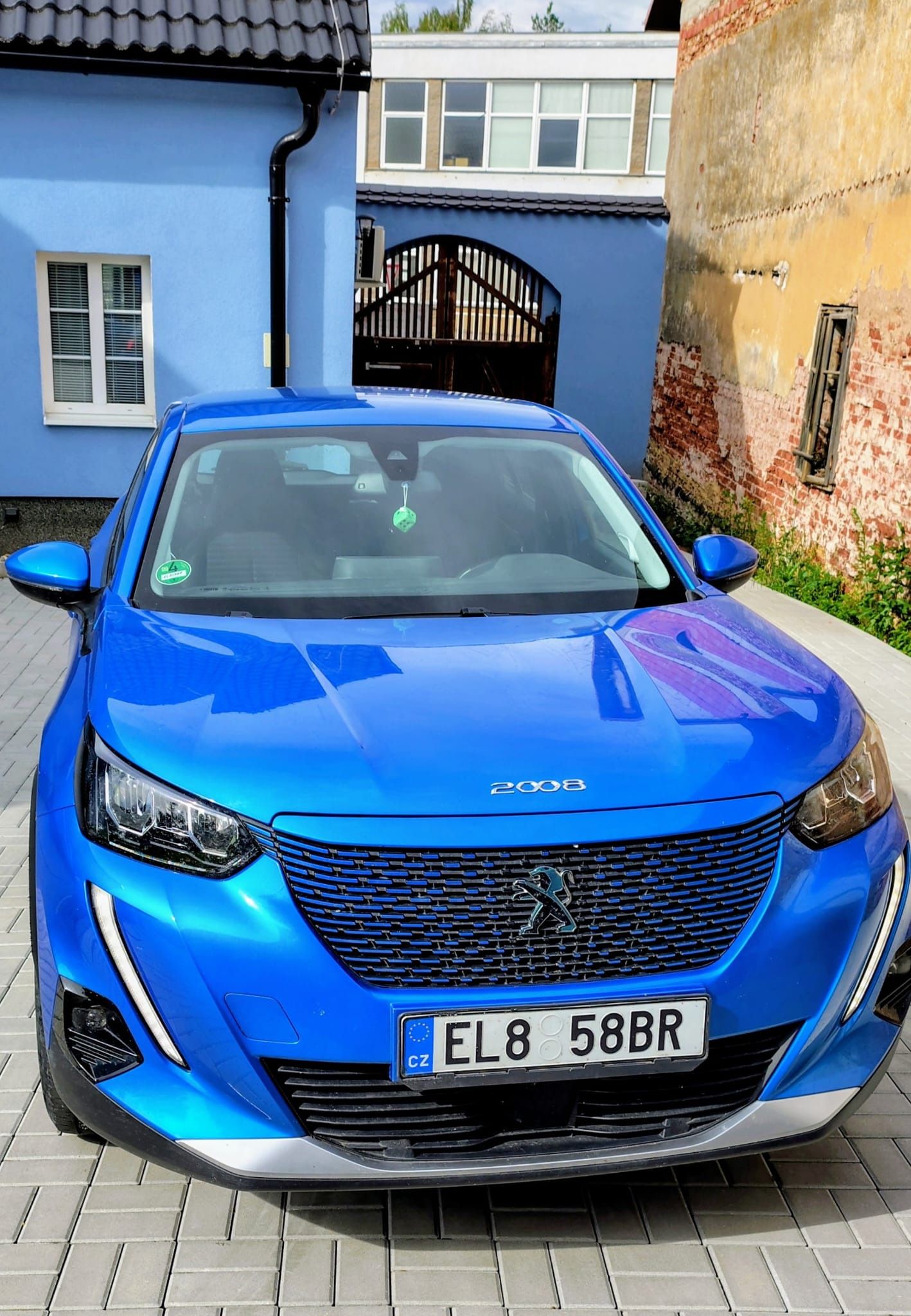 Peugeot 2008, ALLURE soh 94.8% - fotka 2