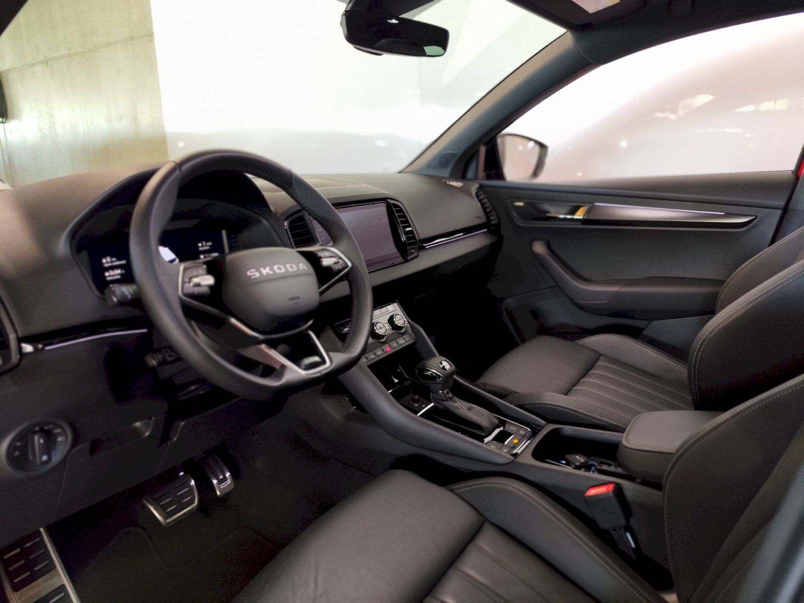 Škoda Karoq, KAROQ 4x4 SPORTLINE 2.0 TSI 14 - fotka 6