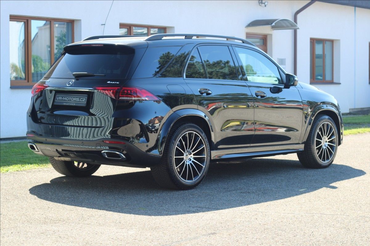 Mercedes-Benz GLE, 2,9   400d AMG+BURMESTER+TAŽNÉ - fotka 3
