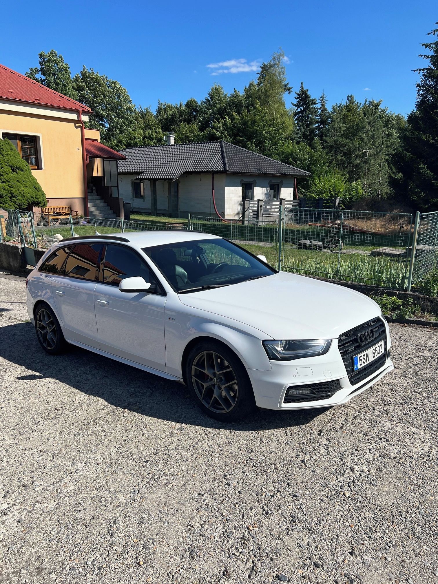 Audi A4 Avant, V6 3.0 quattro - fotka 2