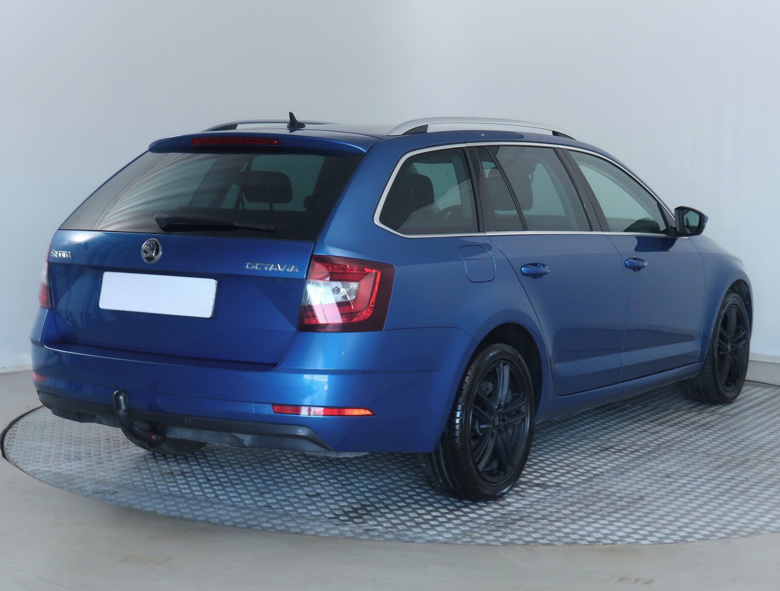 Škoda Octavia, 1.6 TDI, Elegance, Automat - fotka 5