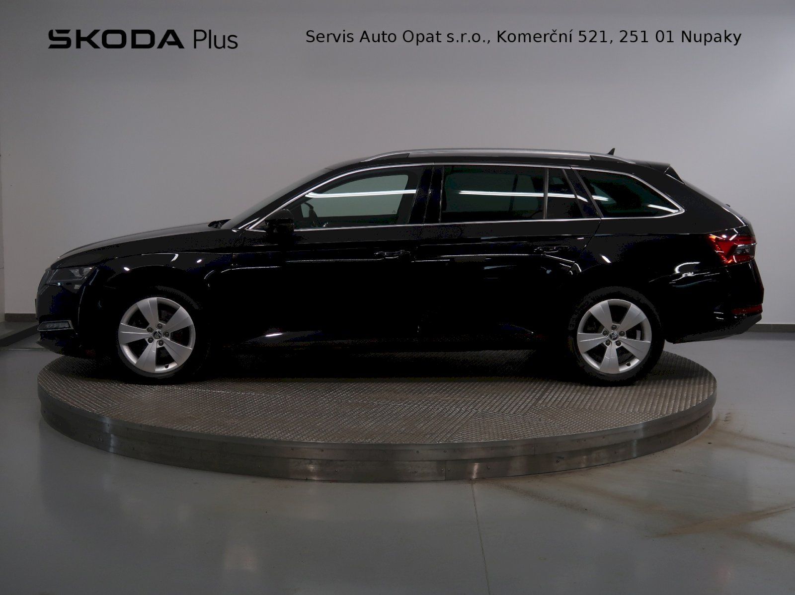 Škoda Superb, STYLE 2.0TDI 110KW DSG TAŽNÉ N - fotka 3