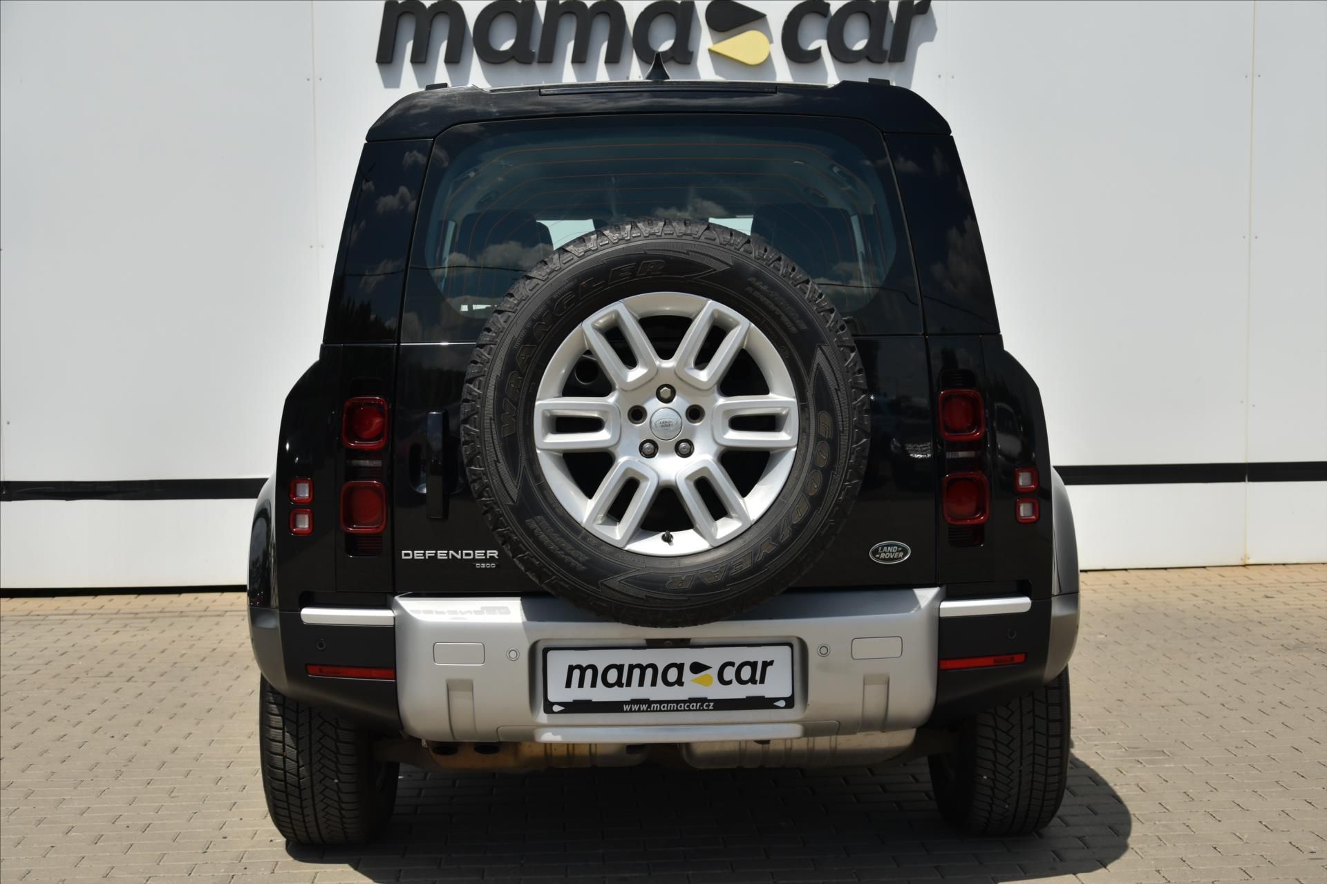 Land Rover Defender, P110 3.0D 221kW ČR DPH - fotka 6