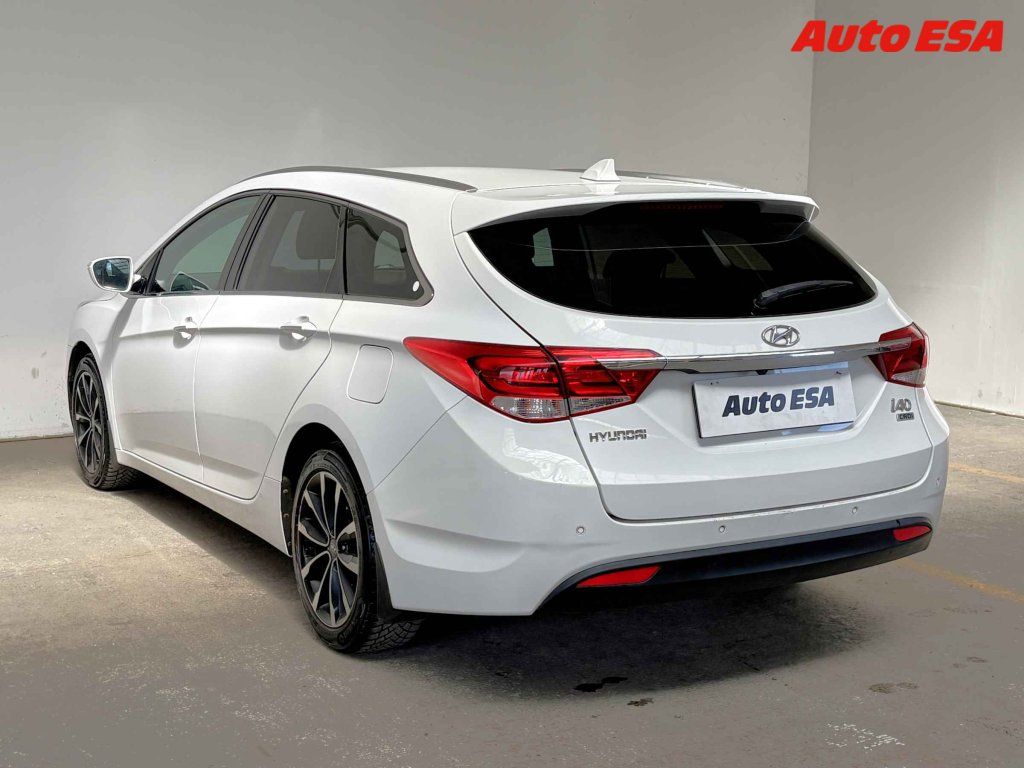 Hyundai i40, 1.7,ČR - fotka 6
