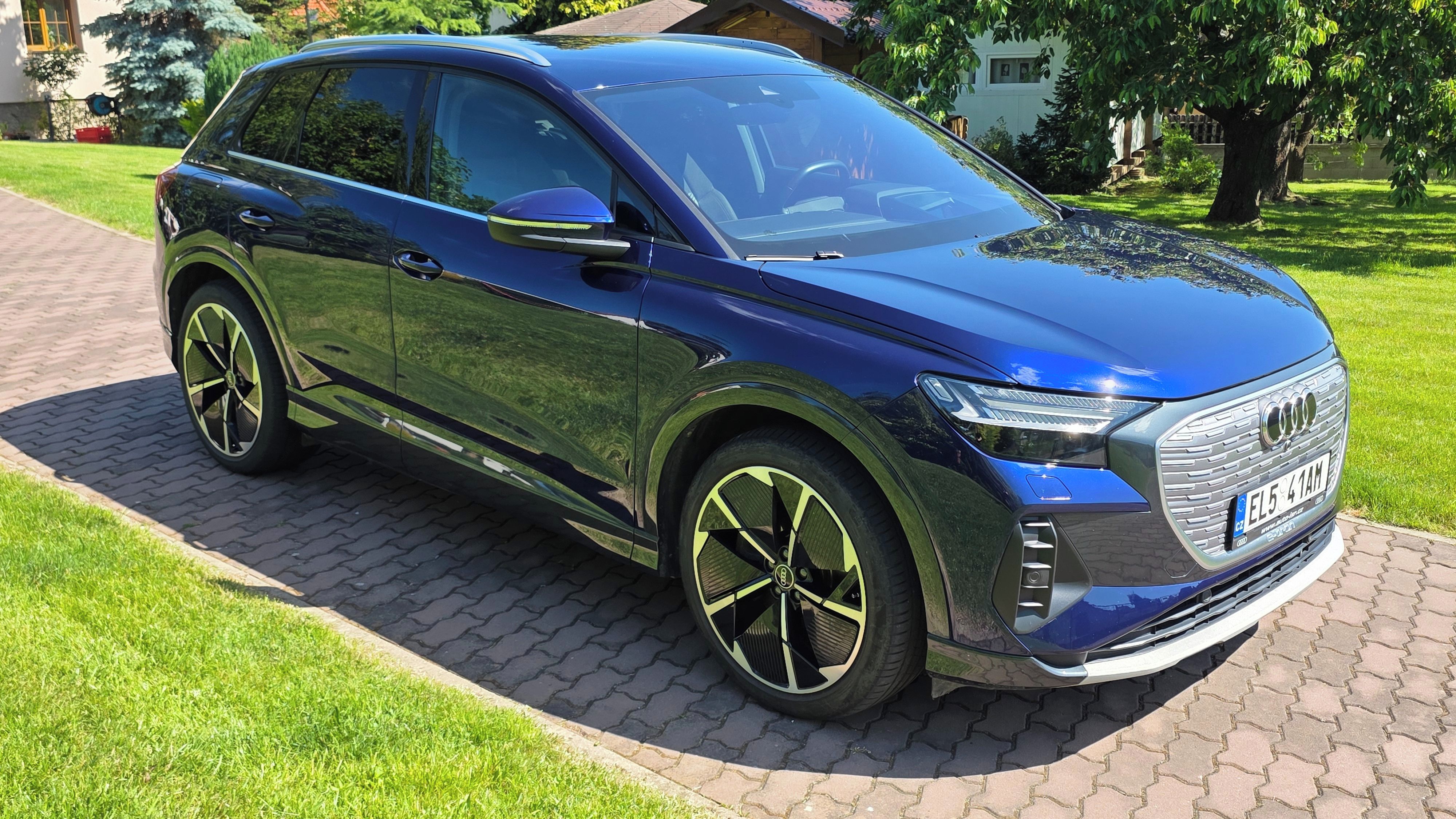 Audi Q4, Audi Q4 e-tron 40 - fotka 2