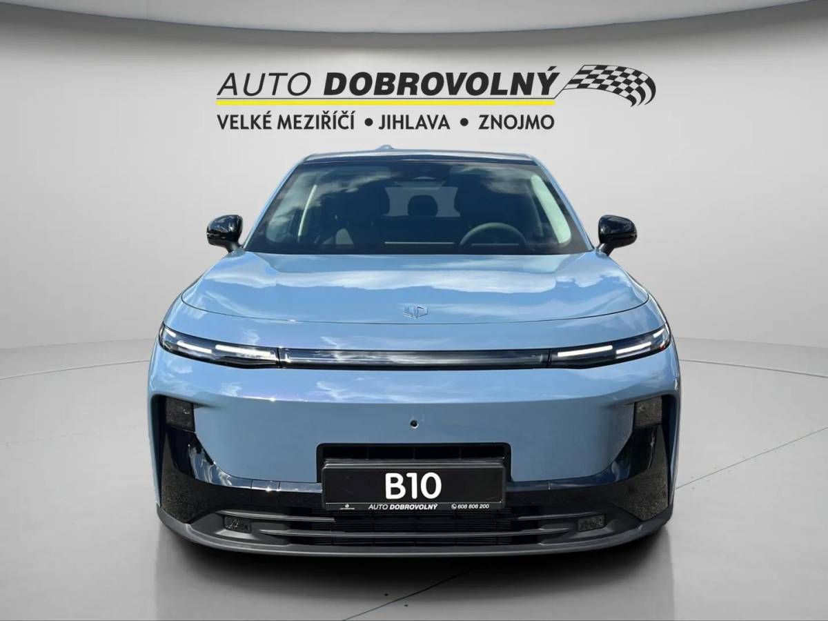 Leapmotor B10, Design hybrid EV 18,8kWh bater - fotka 2