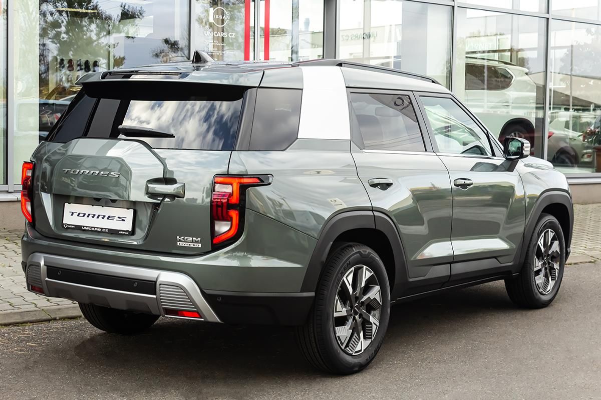 SsangYong Torres, 1,5 HEV STYLE safety 5 el.dveř - fotka 6