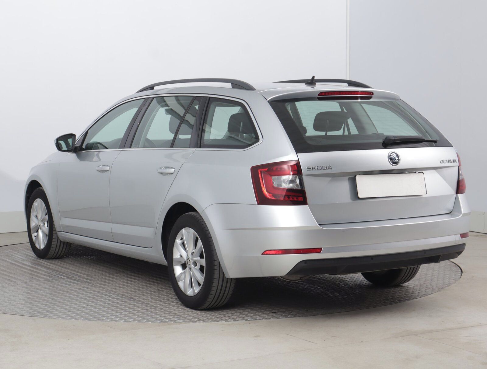 Škoda Octavia, 2.0 TDI, Style, Automat, ČR - fotka 4