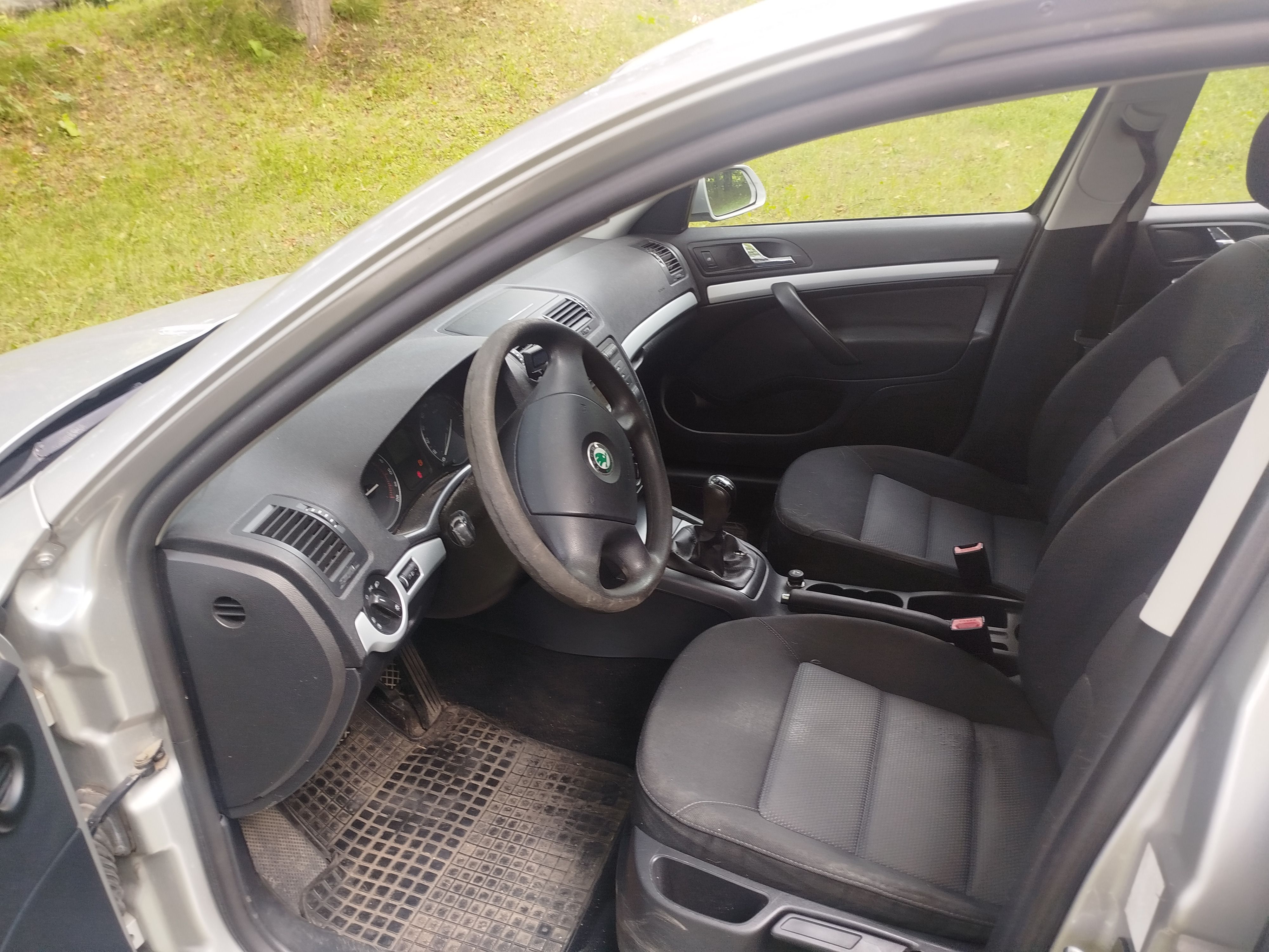 Škoda Octavia, 1.9Tdi 77 kw - fotka 5