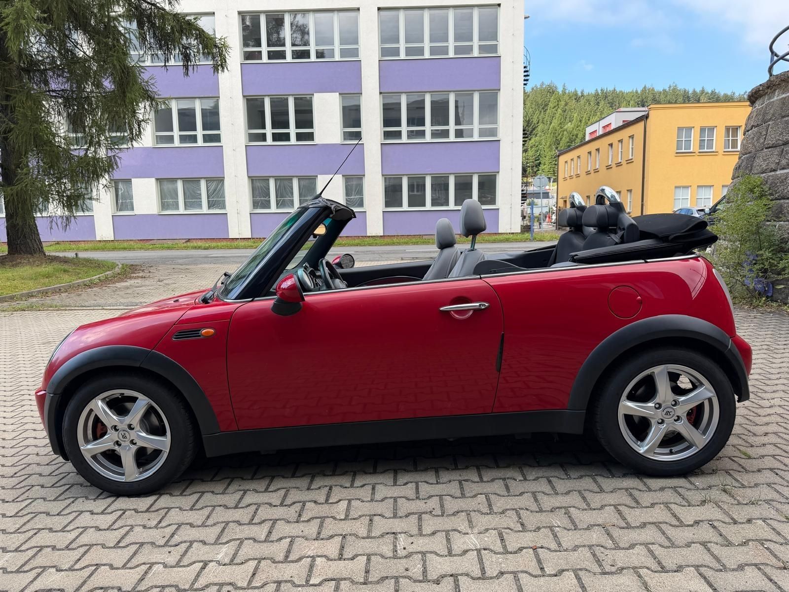 Mini Cooper, 1,6i  Cabrio - fotka 2