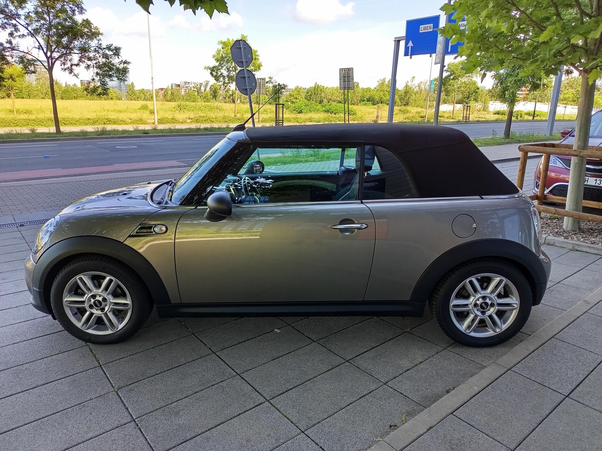 Mini Cooper, One Cabrio,chili II,navi,xenon - fotka 4
