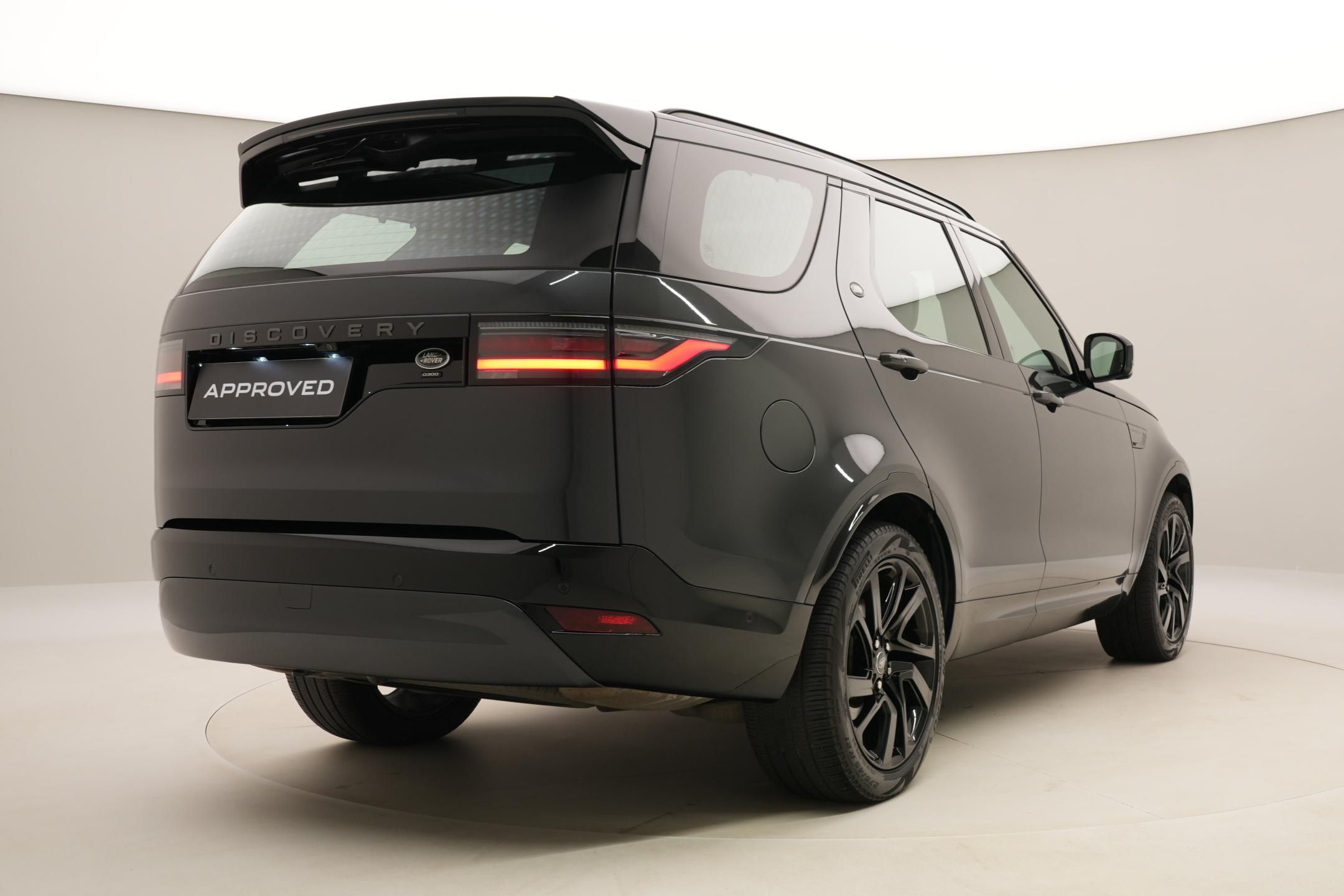 Land Rover Discovery, D300 SE R-DYNAMIC AWD AUT - fotka 6