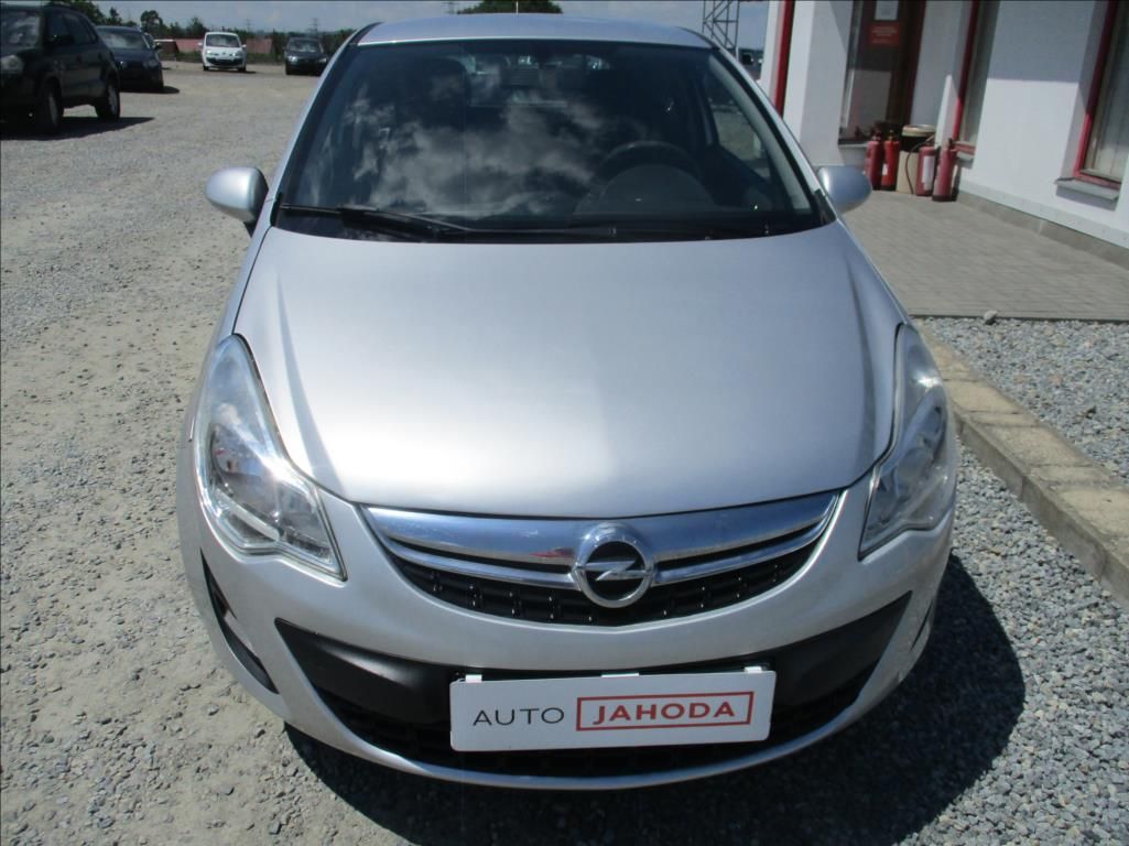 Opel Corsa, 1,2 i, 51kW, klima, nová STK, - fotka 2