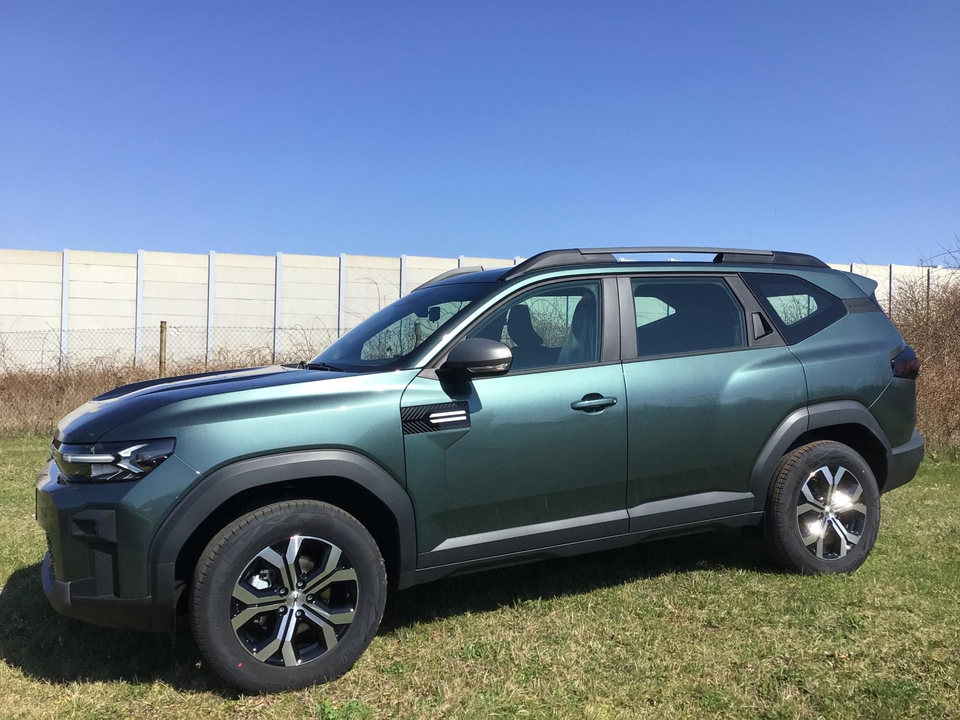 Dacia Bigster, AUTOMAT 4X4 LPG BOH. VÝBAVA - fotka 6