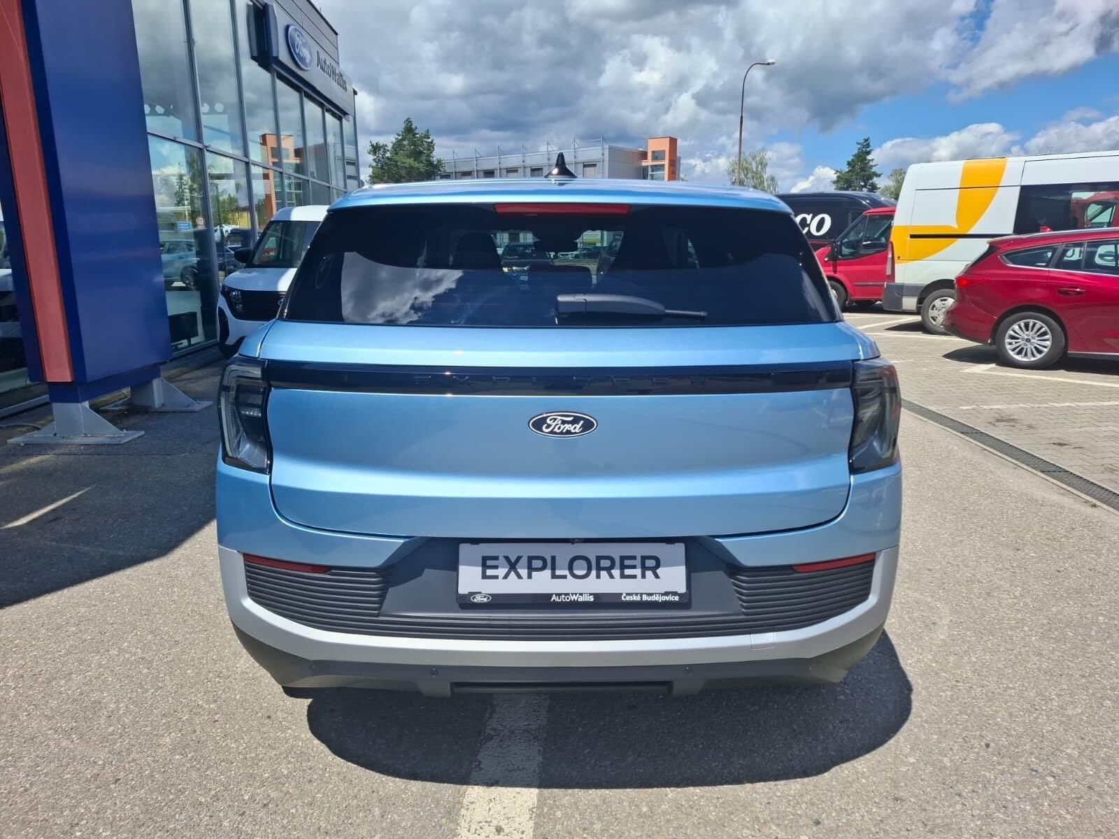 Ford Explorer, Style, SUV, 58 kWh STANDARDNÍ - fotka 4