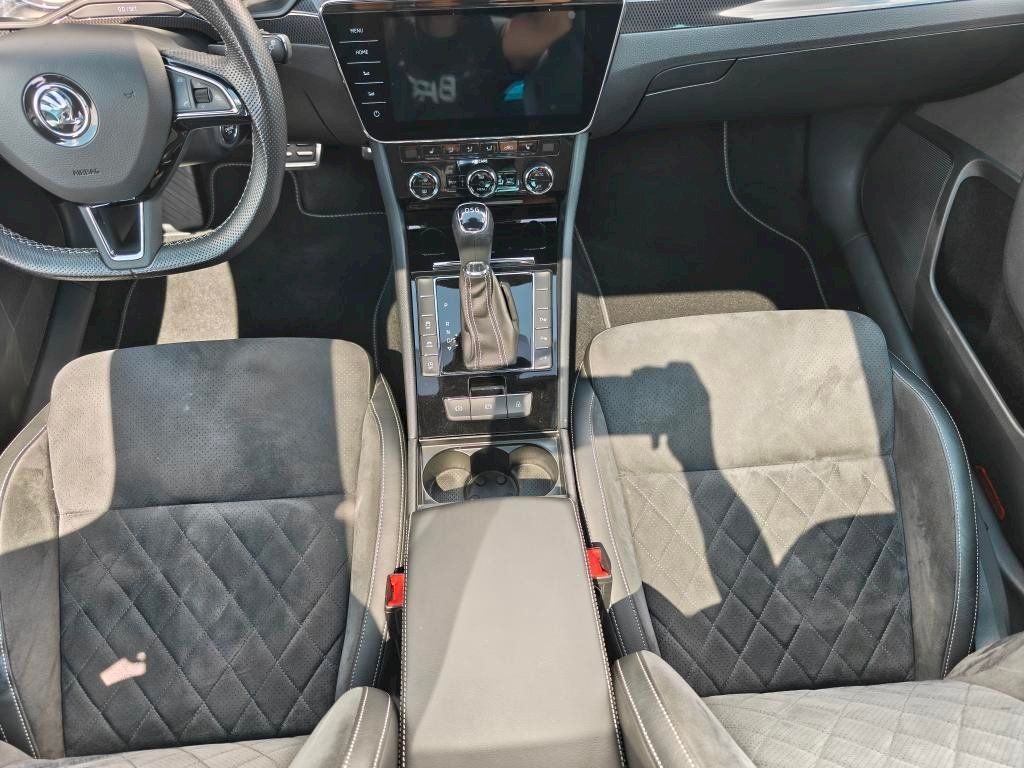 Škoda Superb, 2,0TDI 158kW ABT SportLine DSG - fotka 6