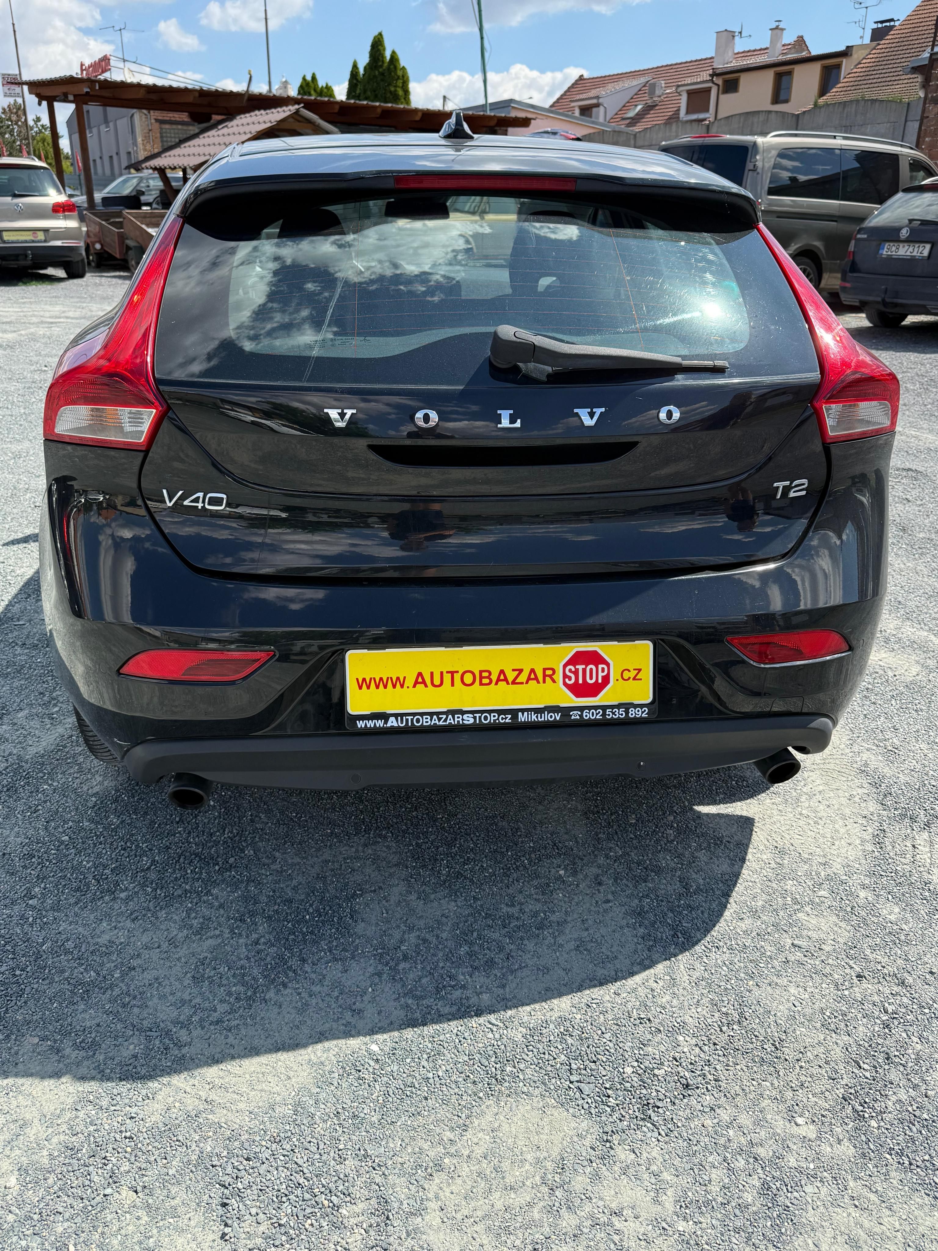 Volvo V40, 1.6 T2 88KW CZ 2.MAJ - fotka 5