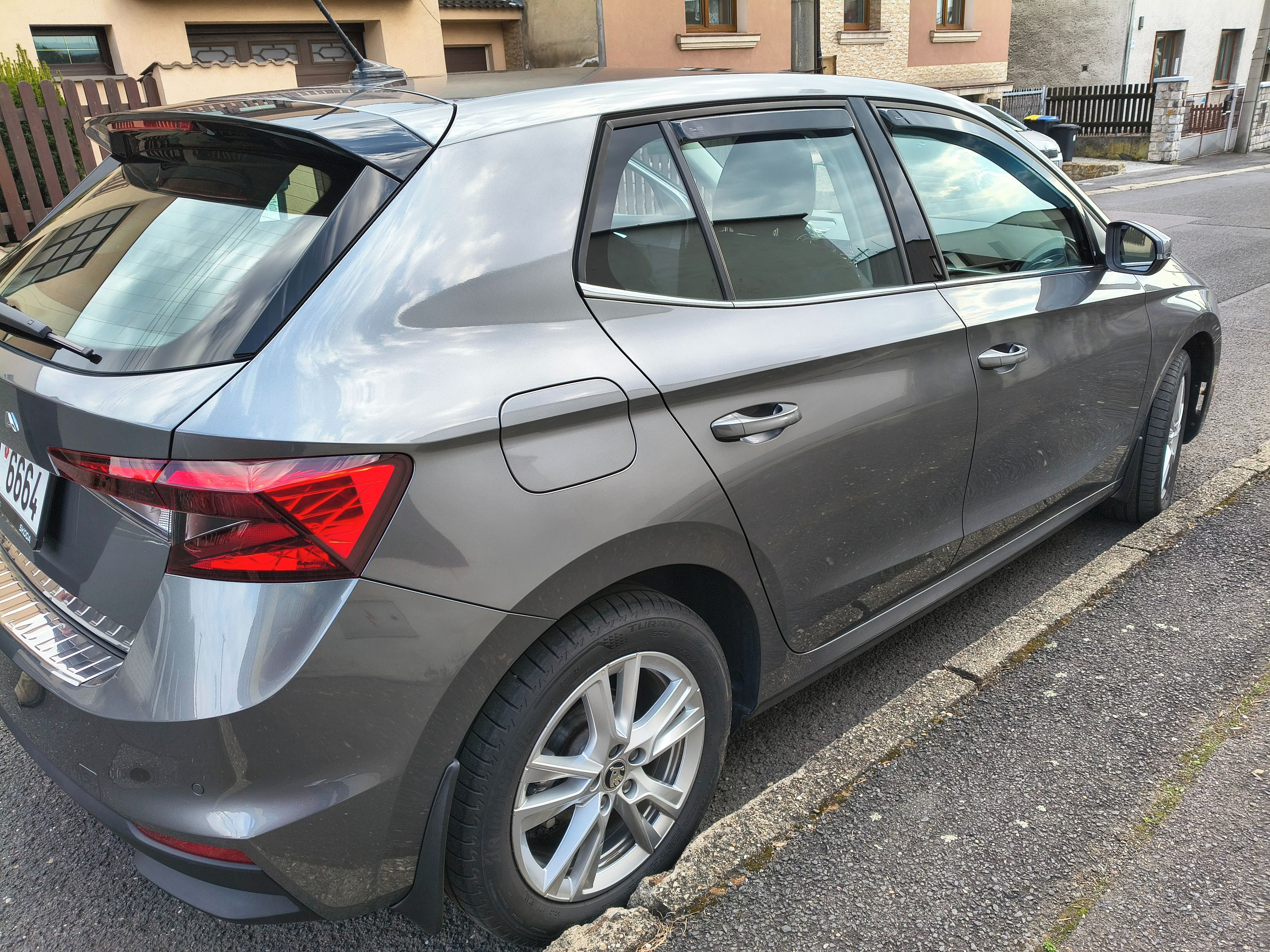 Škoda Fabia, IV 1.5 TSI DSG 110 Kw - fotka 3