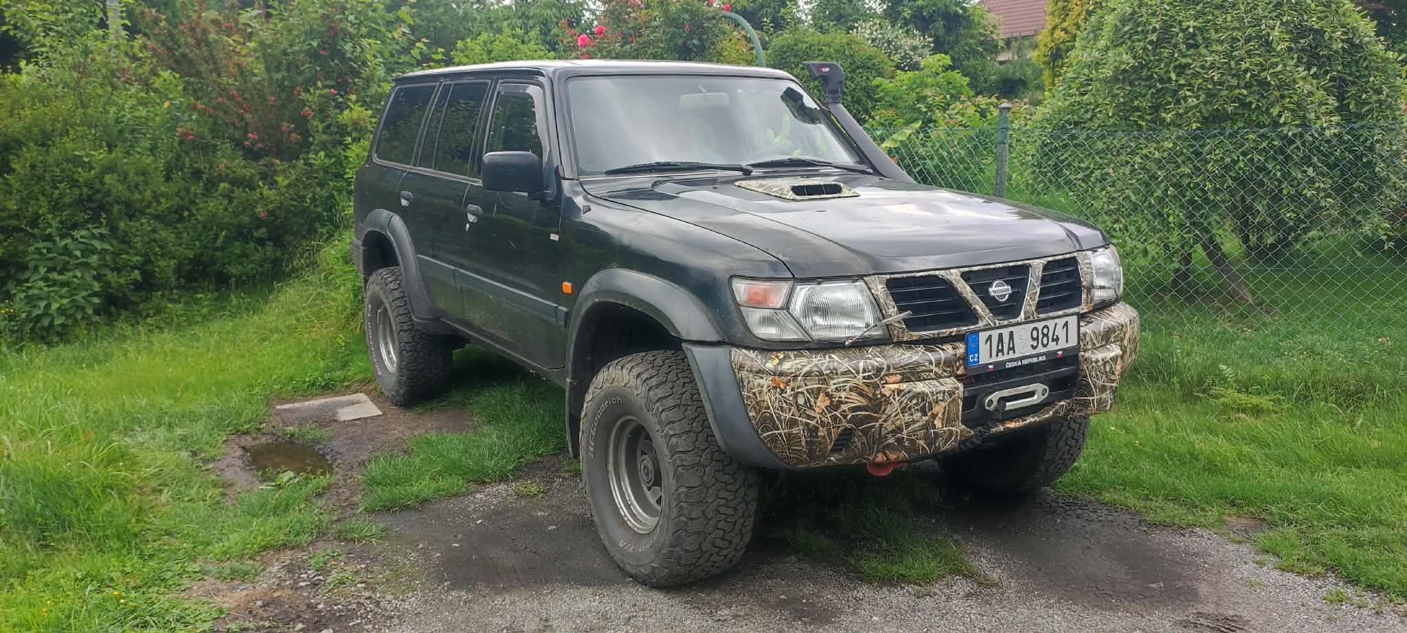 Nissan Patrol, Nissan Patrol Y61 wagon - fotka 2