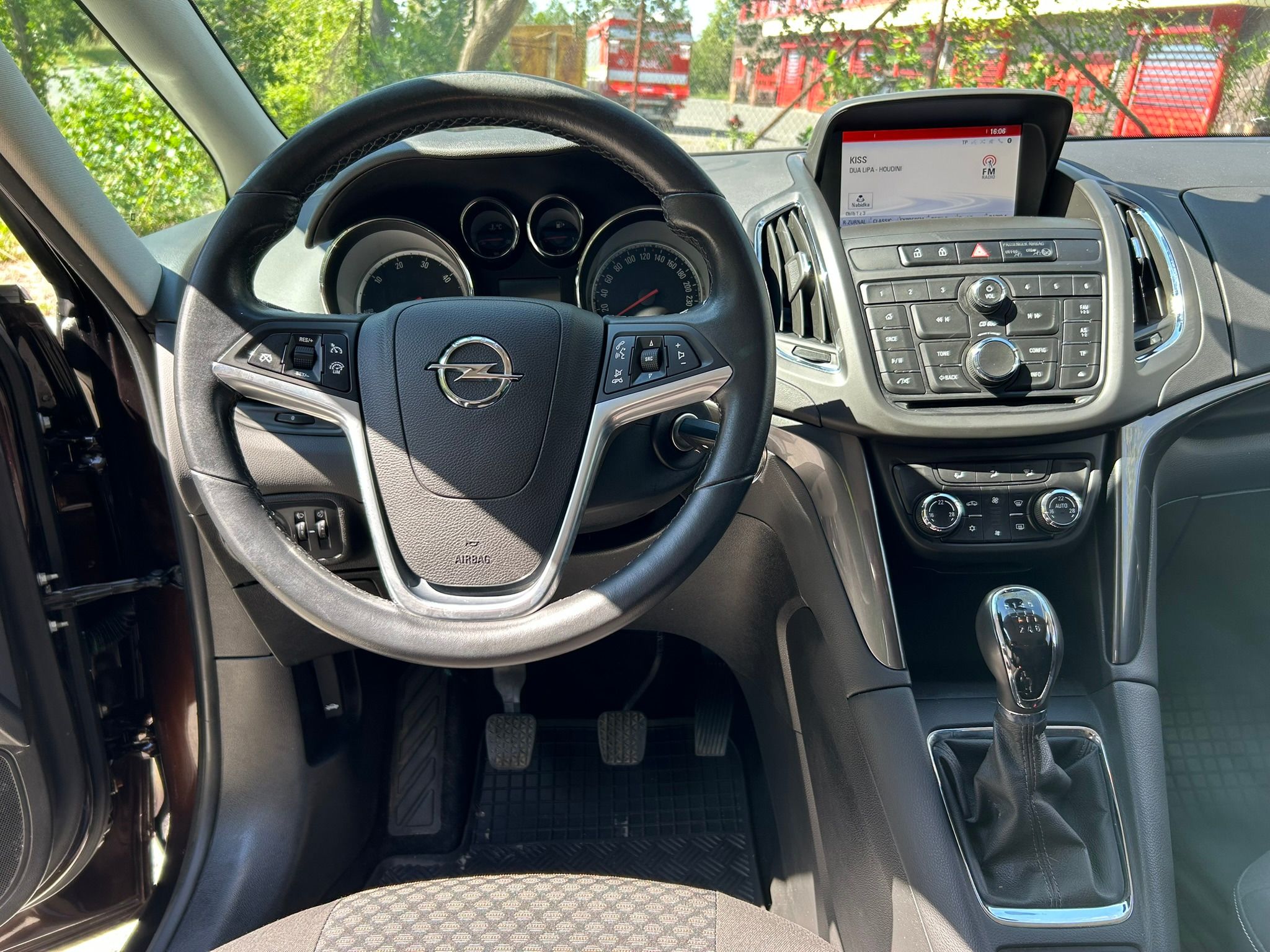 Opel Zafira, 2.0 CDTI 125 kW | 1. majitel - fotka 5