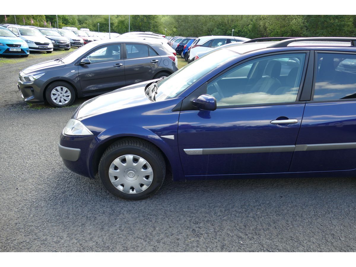 Renault Mégane, Megane 1,6 16V KLIMA - fotka 5