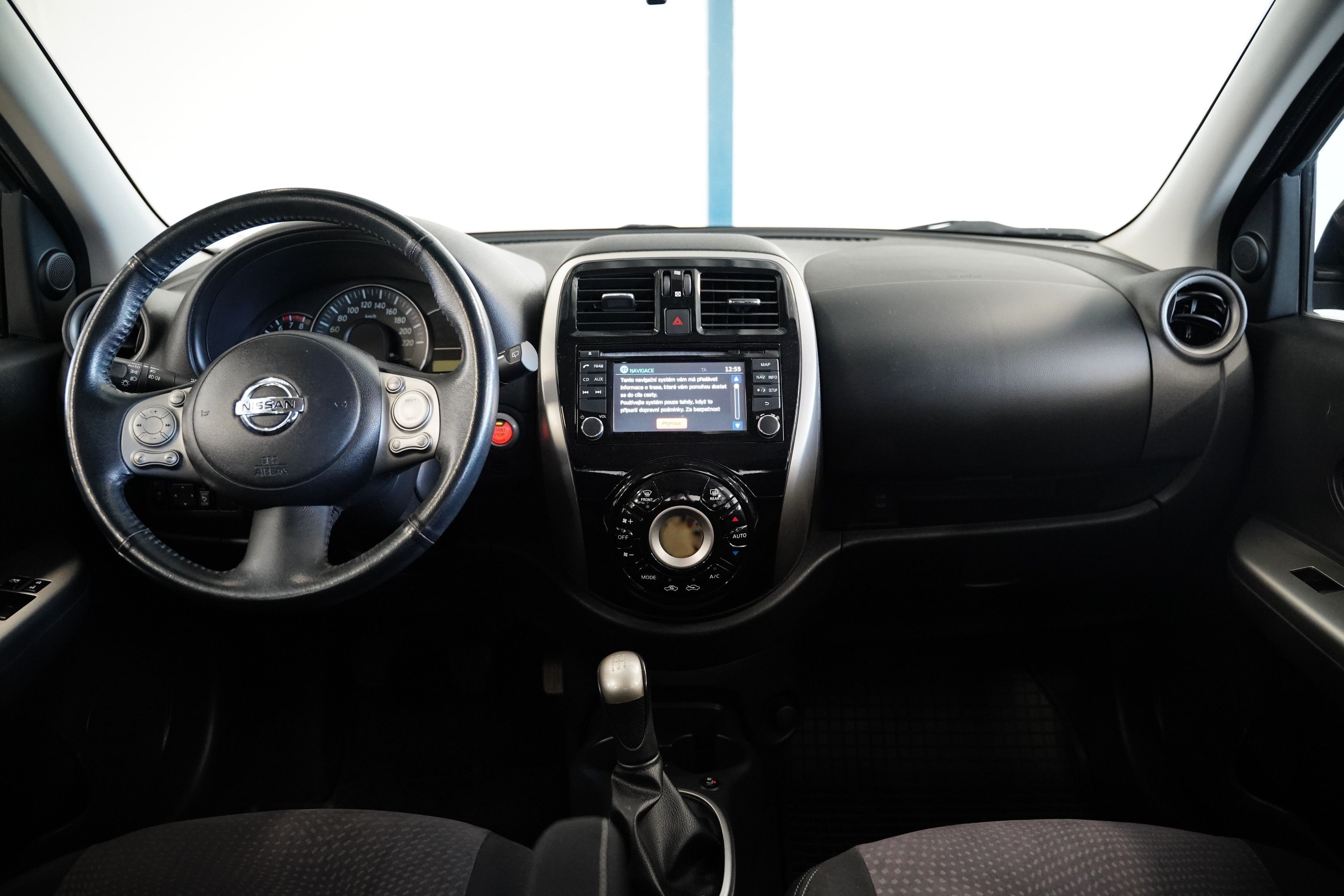 Nissan Micra, 1.2i 59 kW Tekna - fotka 5