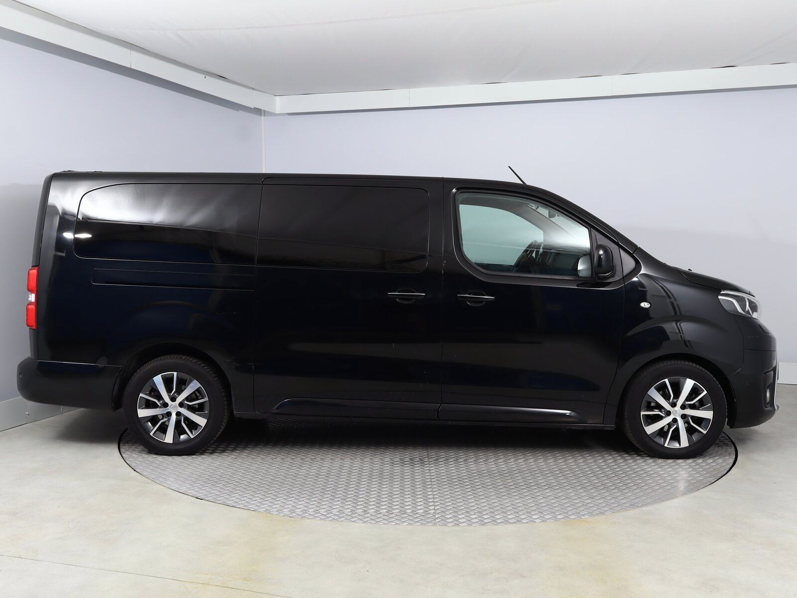 Toyota Proace Verso, 2.0 D-4D, Family, 8 míst, L2 - fotka 6