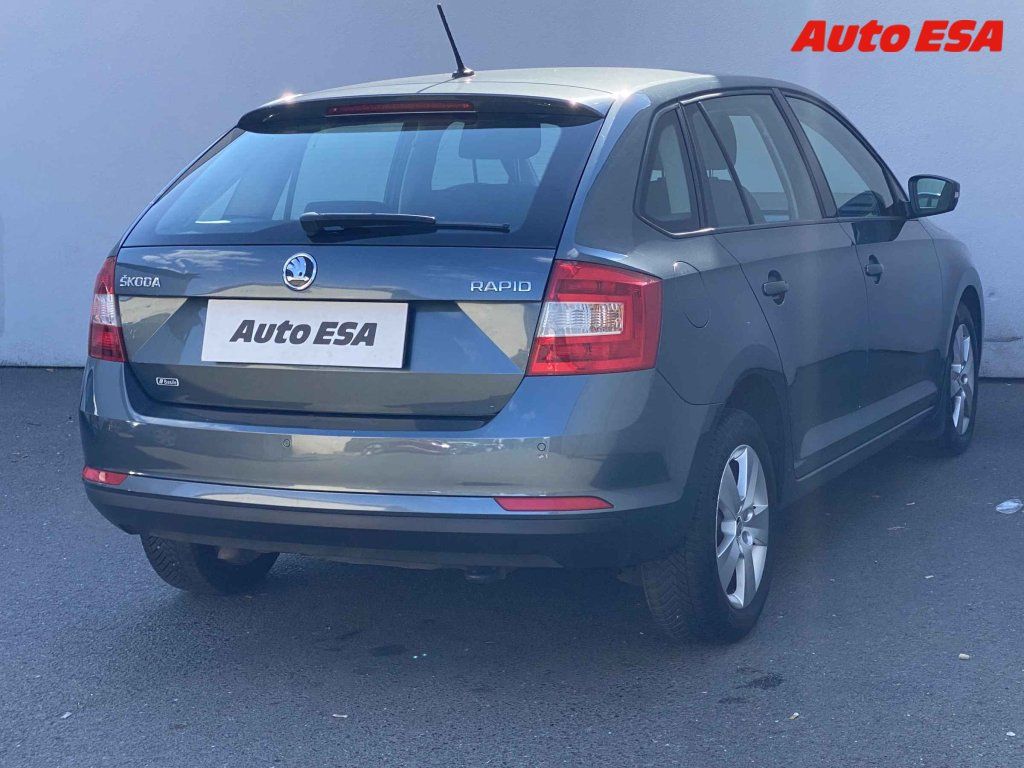 Škoda Rapid, 1.4 TDi,Style - fotka 4