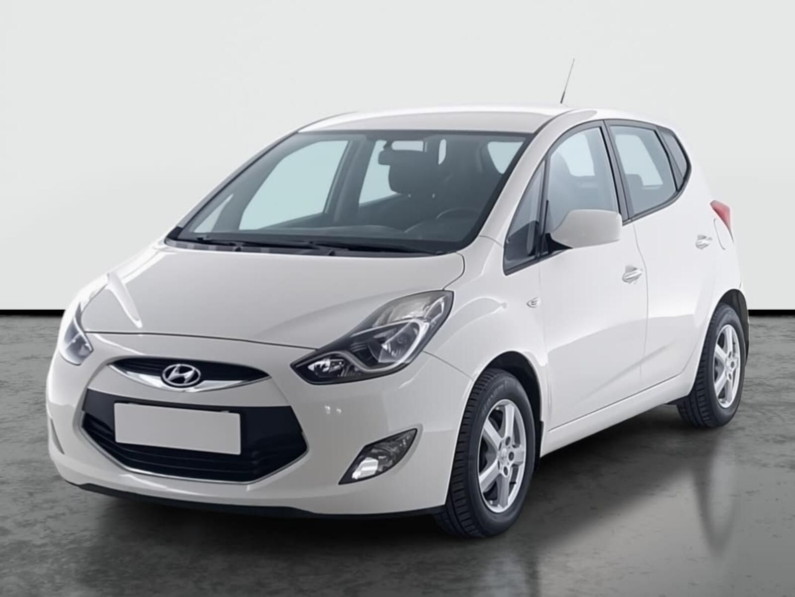 Hyundai ix20, 1.4 CRDi, Vyhř. sedaček - fotka 2
