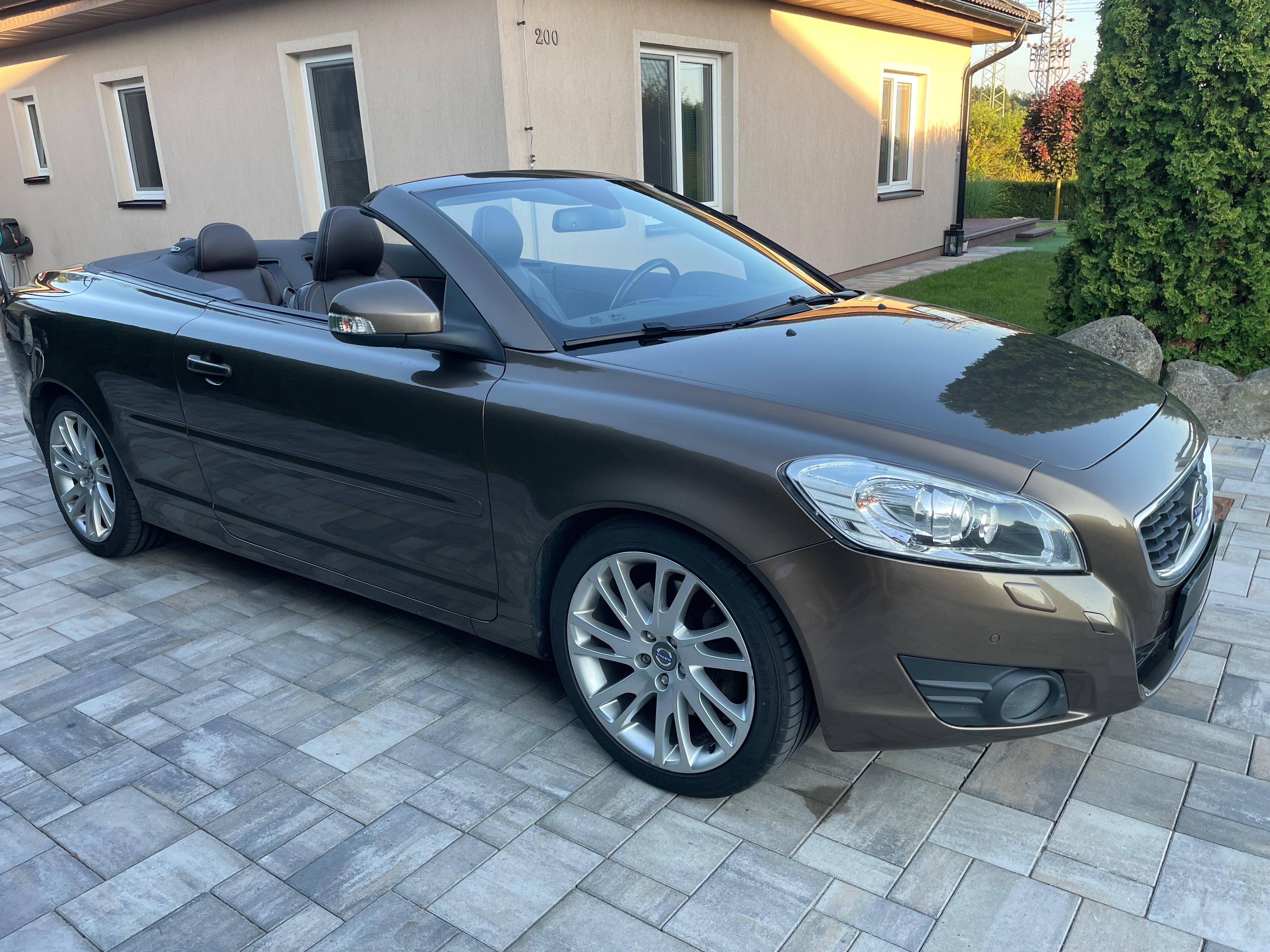 Volvo C70, 2,0d 5válec 130kW Man6 Rozvody - fotka 3