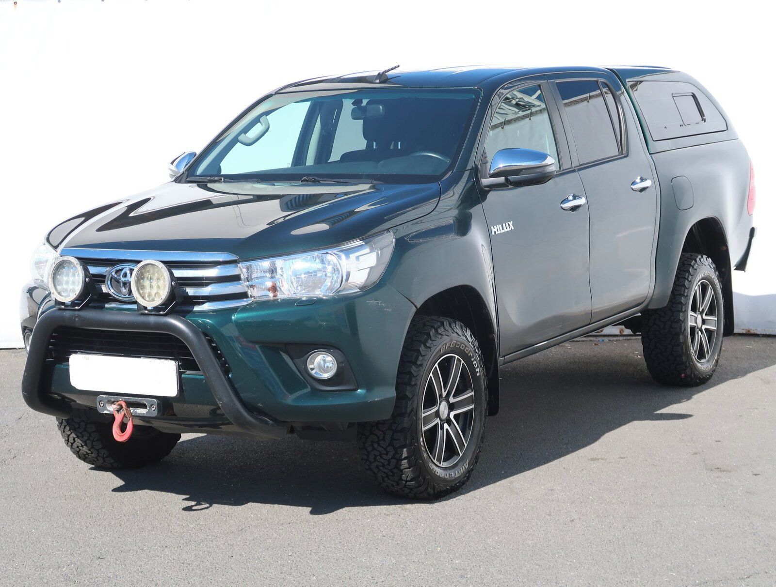 Toyota Hilux, 2.4 D-4D, 4X4, ČR,1.maj - fotka 2