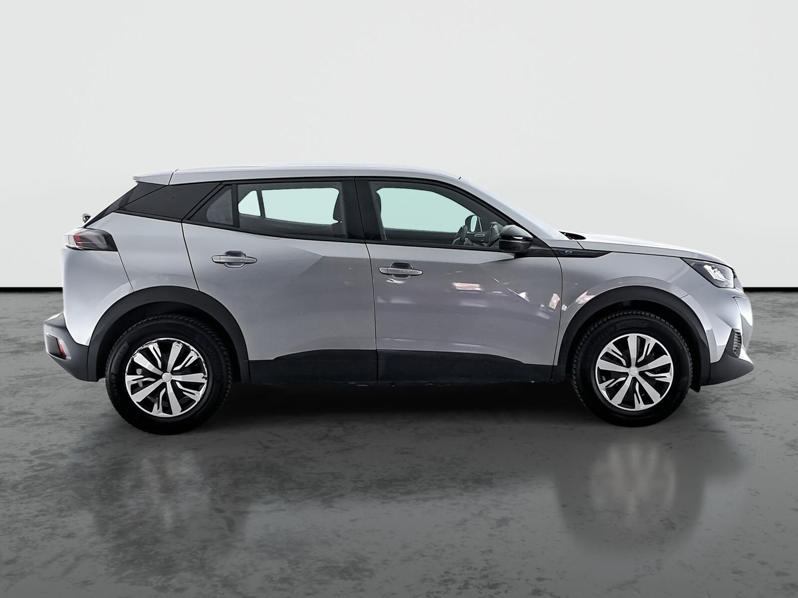 Peugeot 2008, 50 kWh, SoH 100%, Active - fotka 6