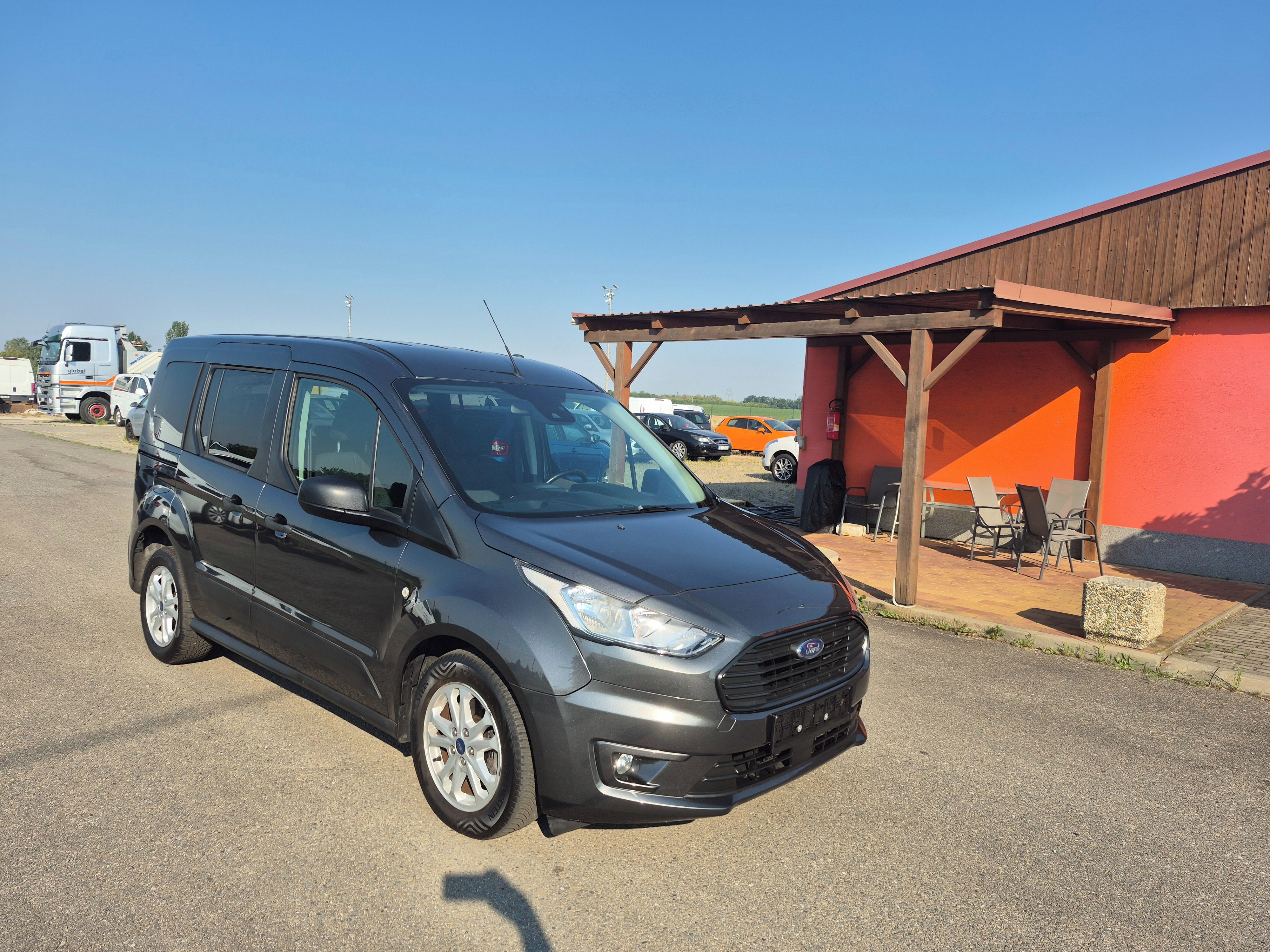 Ford Tourneo Connect, 1,0EB, 74kW, 1.maj, serviska