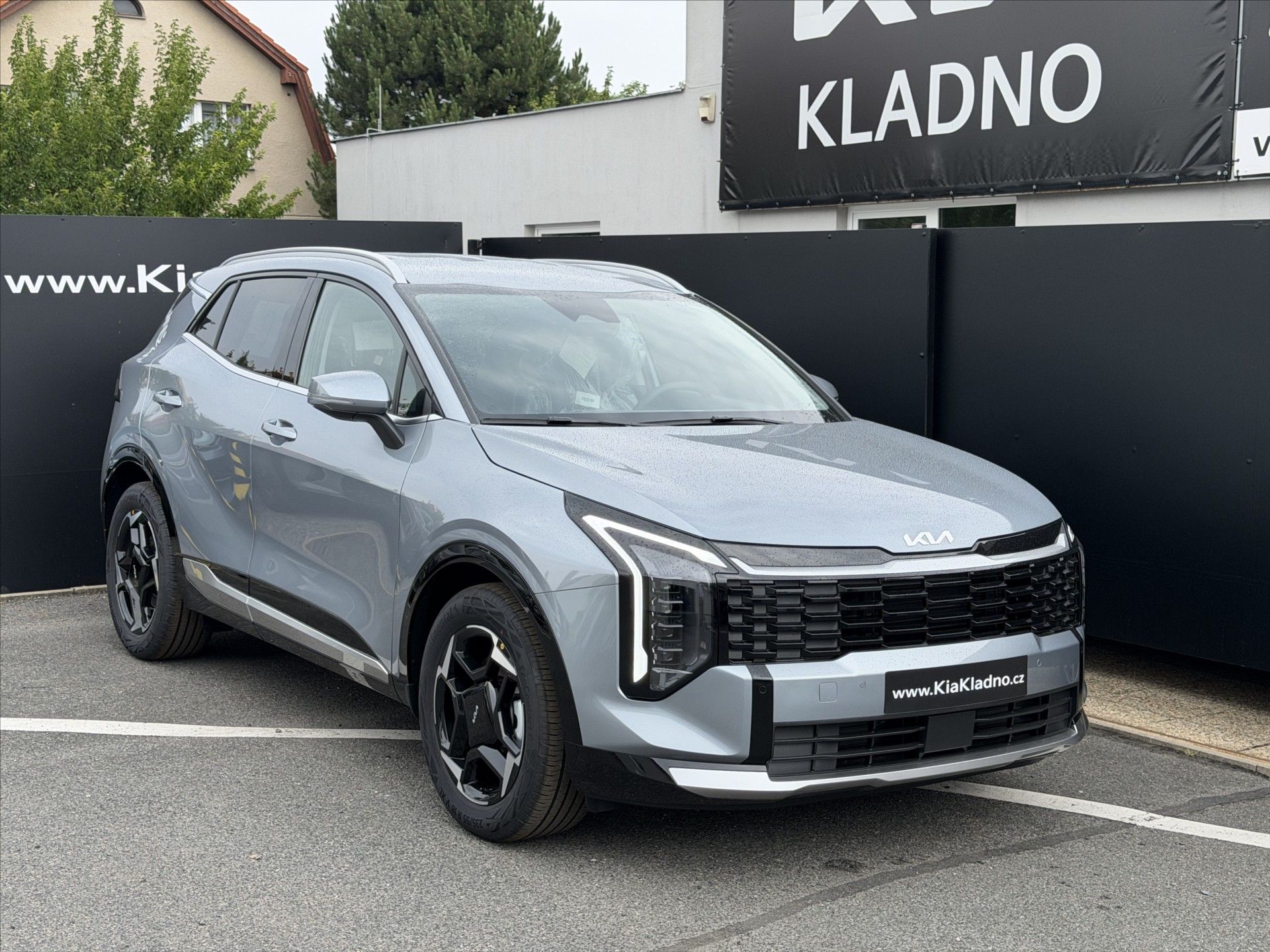 Kia Sportage, 1,6 T-GDI 4X2 7DCT TOP - fotka 3