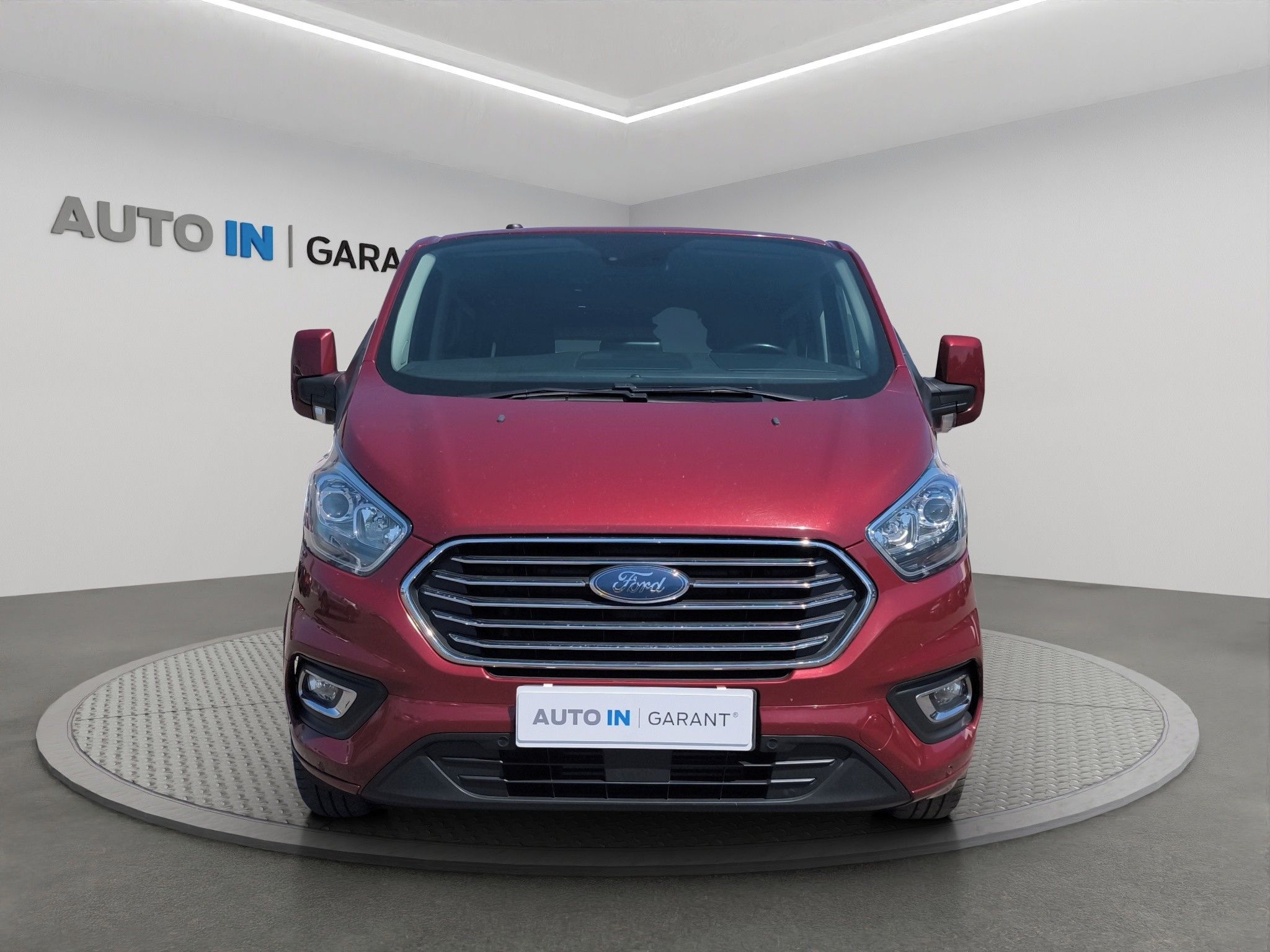Ford Tourneo Custom, L2 TITANIUM 2.0 EcoBlue 136kW, - fotka 2