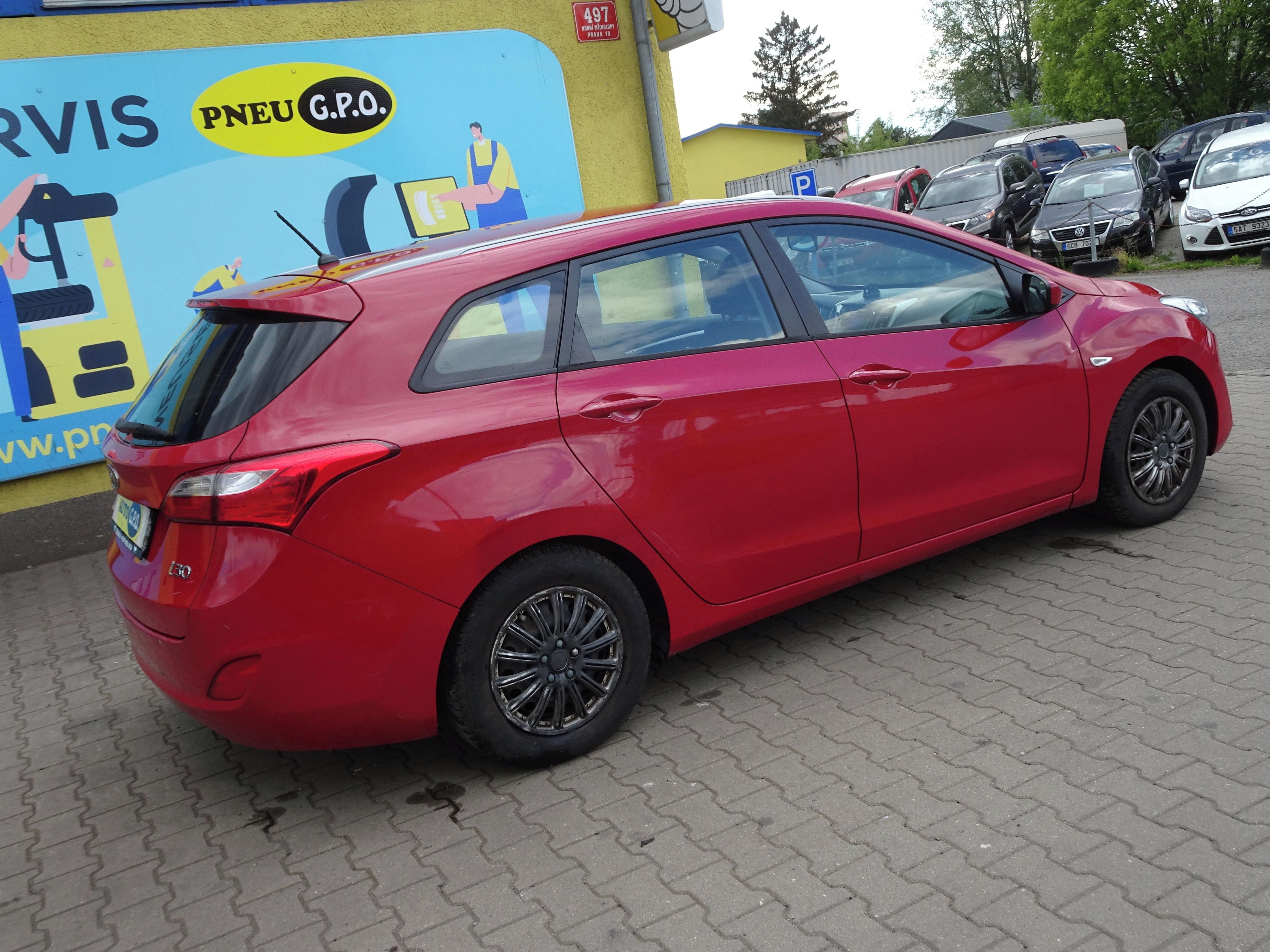 Hyundai i30, i 30 Combi - fotka 6