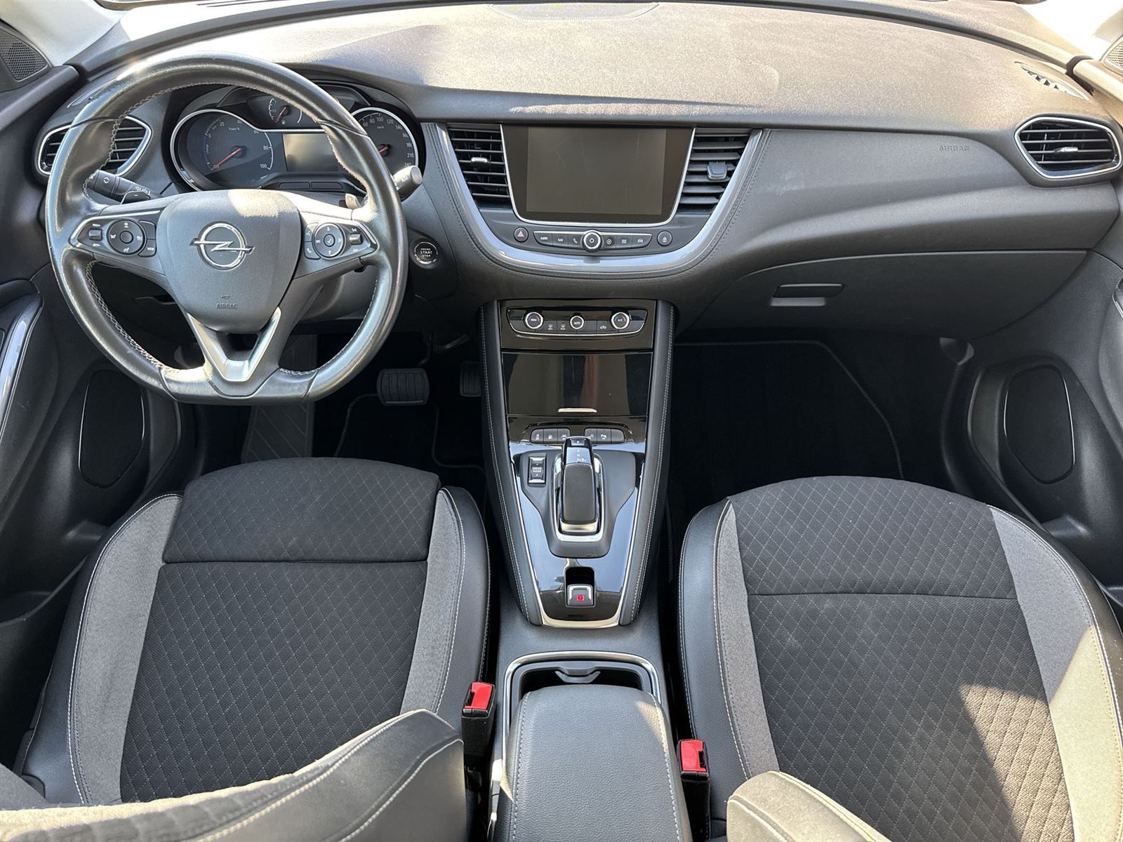 Opel Grandland X, PHEV 1.6 Automat - fotka 5