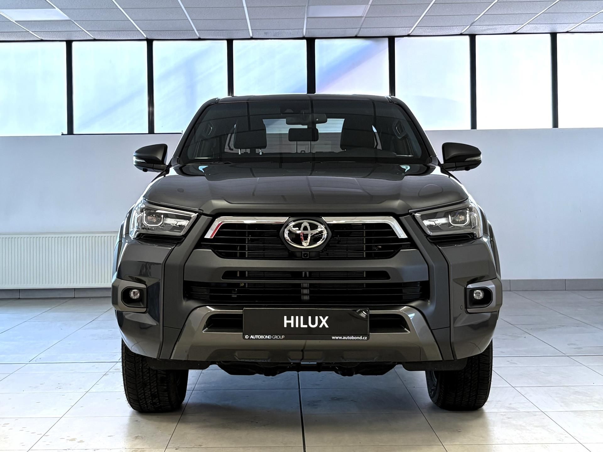 Toyota Hilux, 2.8L, 6st (4x4), Invincible - fotka 2