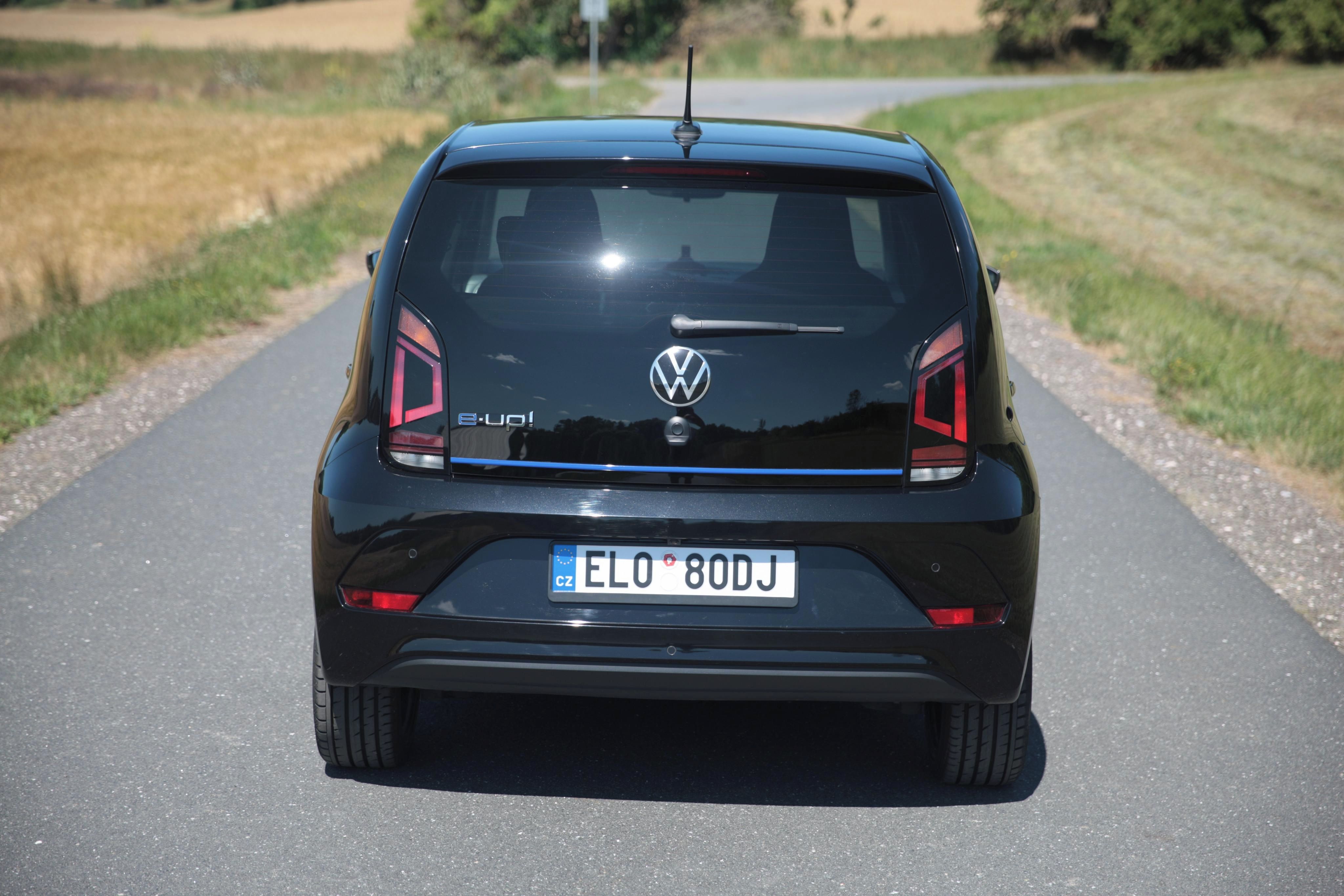 Volkswagen Up!, 36kWh Kamera Alu 17" - fotka 6