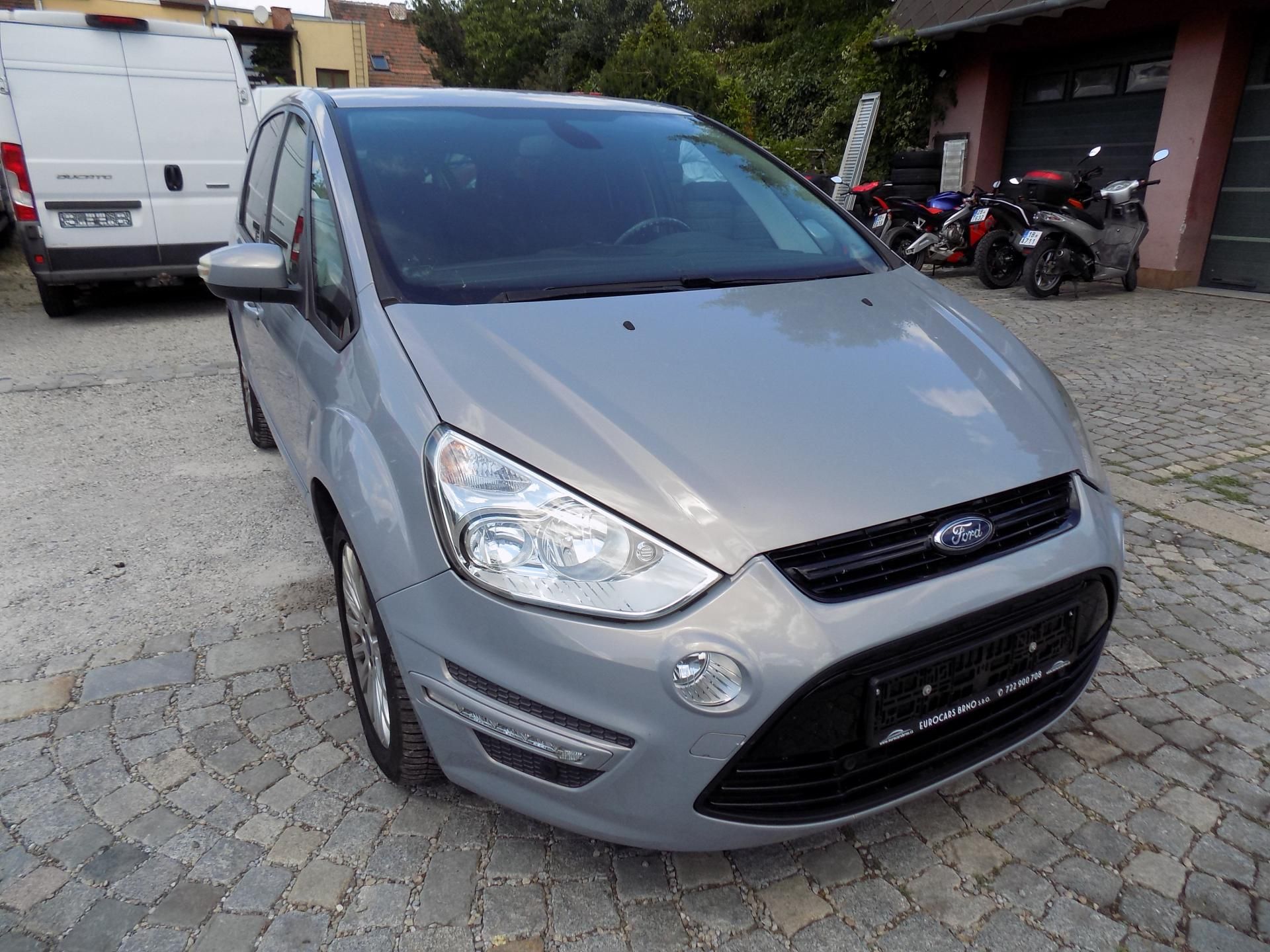 Ford S-MAX, 2,0 TDCI 103 KW VÝHŘEV, TAŽNÉ - fotka 4