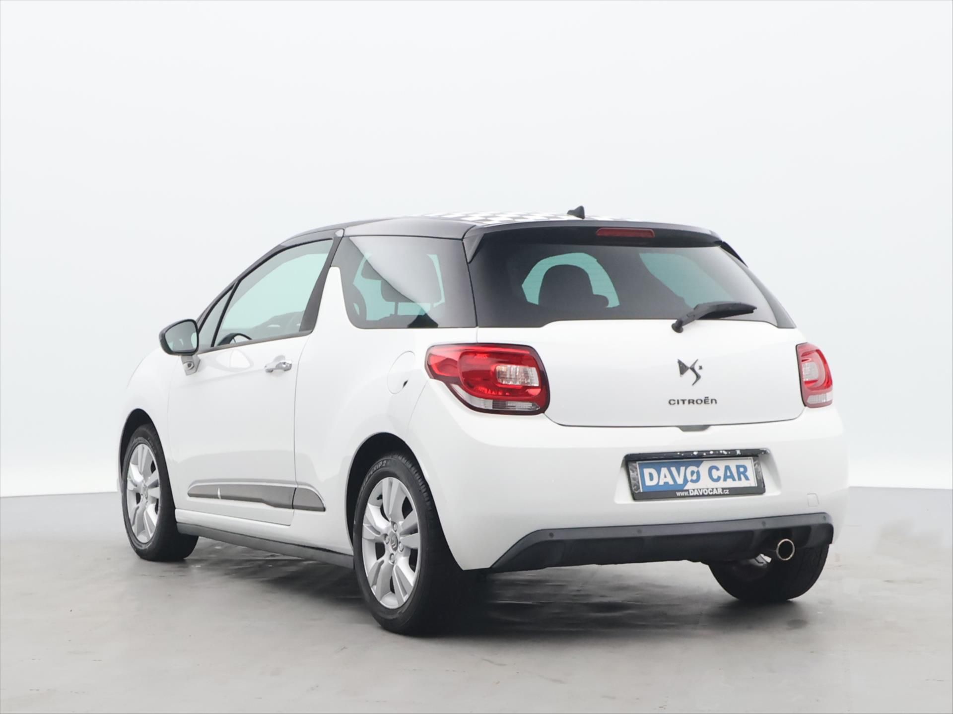 Citroën DS3, 1,6 VTi 88 kW Aut. klima - fotka 5