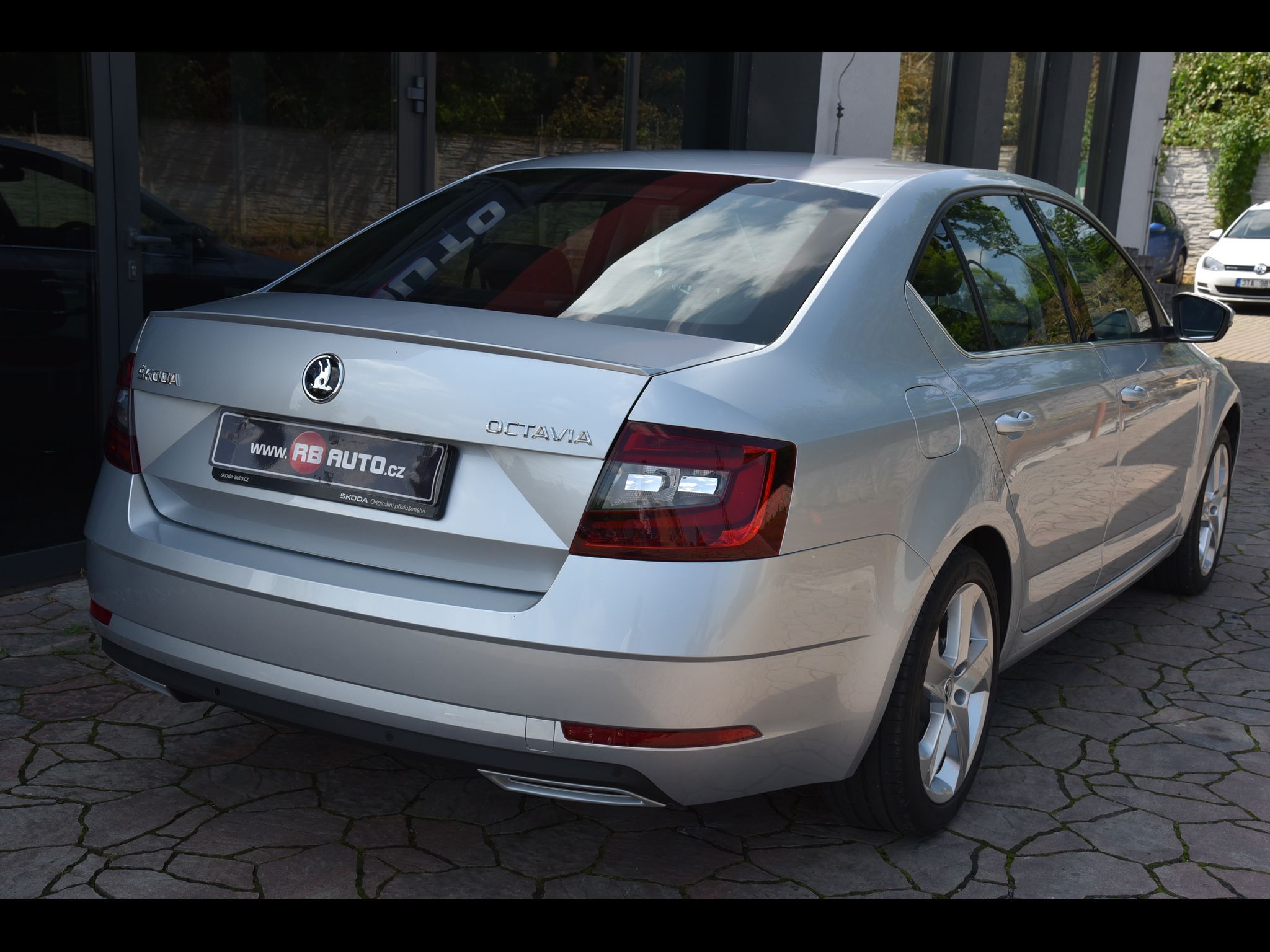 Škoda Octavia, 1.8 TSi 132 kw DSG - fotka 6