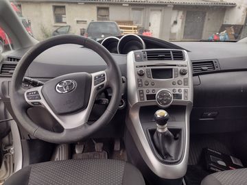 Toyota Verso 2, 0 d4d 93kw