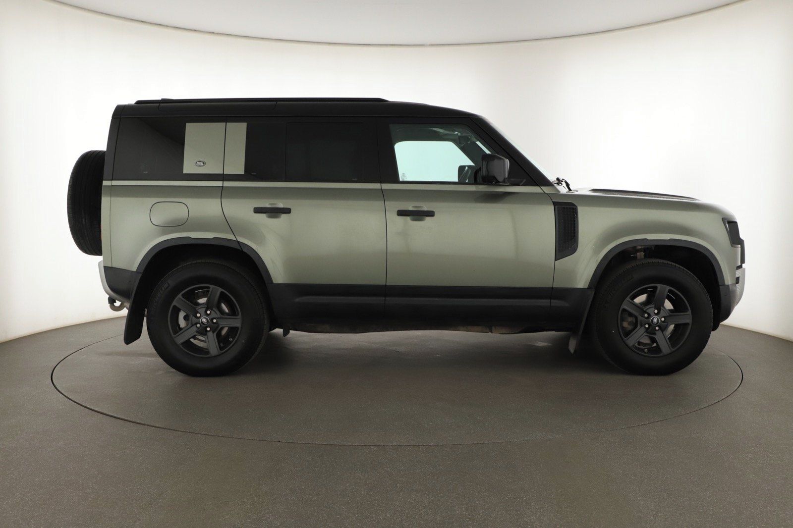 Land Rover Defender, D200 AWD - fotka 6